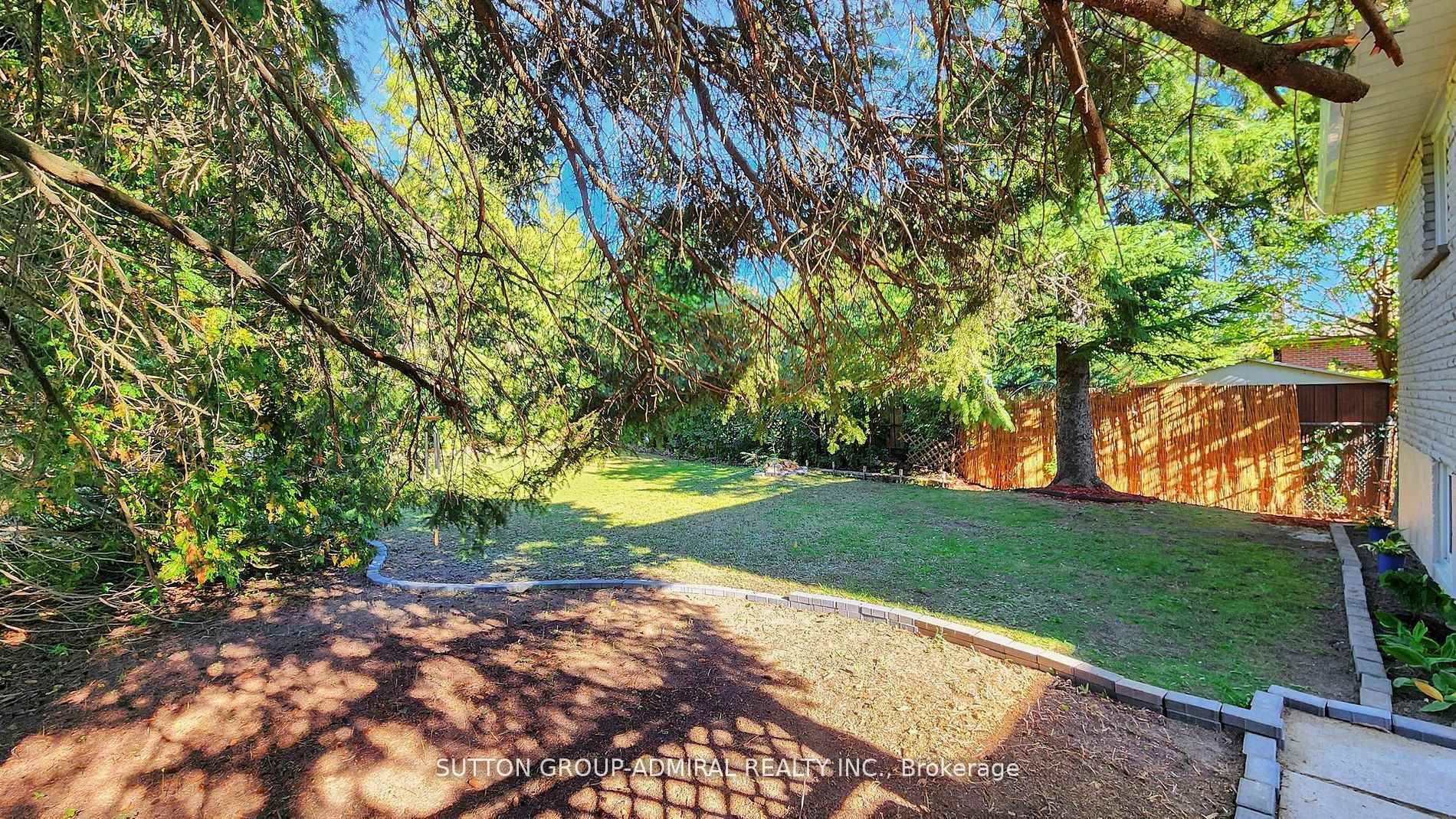 Photo 21 of 62 Shieldmark Crescent, Markham, Royal Orchard — HOMEH
