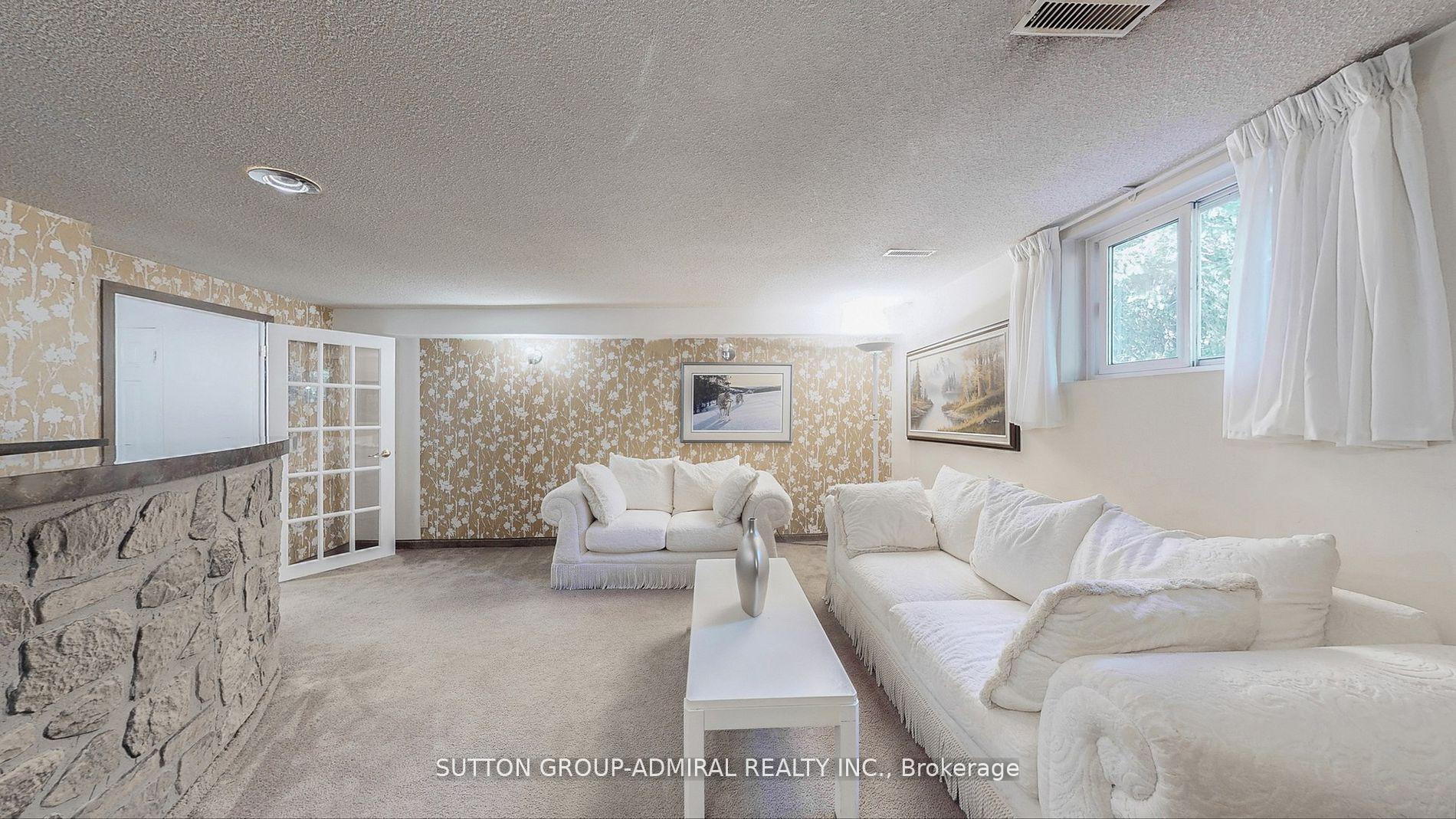 Photo 35 of 62 Shieldmark Crescent, Markham, Royal Orchard — HOMEH
