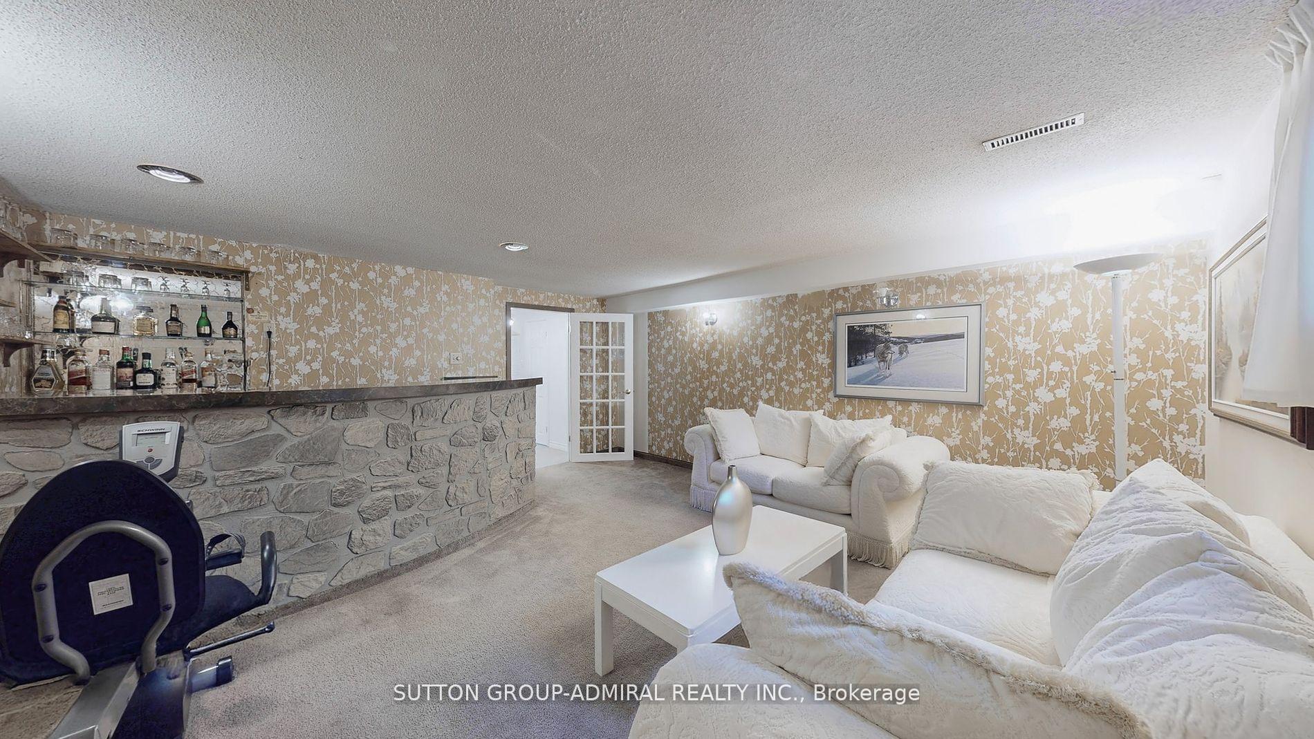 Photo 36 of 62 Shieldmark Crescent, Markham, Royal Orchard — HOMEH