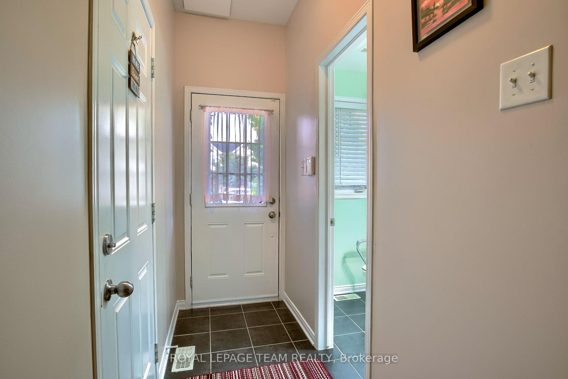 Photo 2 of 169 Romina Street, Ottawa, Kanata - Emerald Meadows/Trailwest — HOMEH