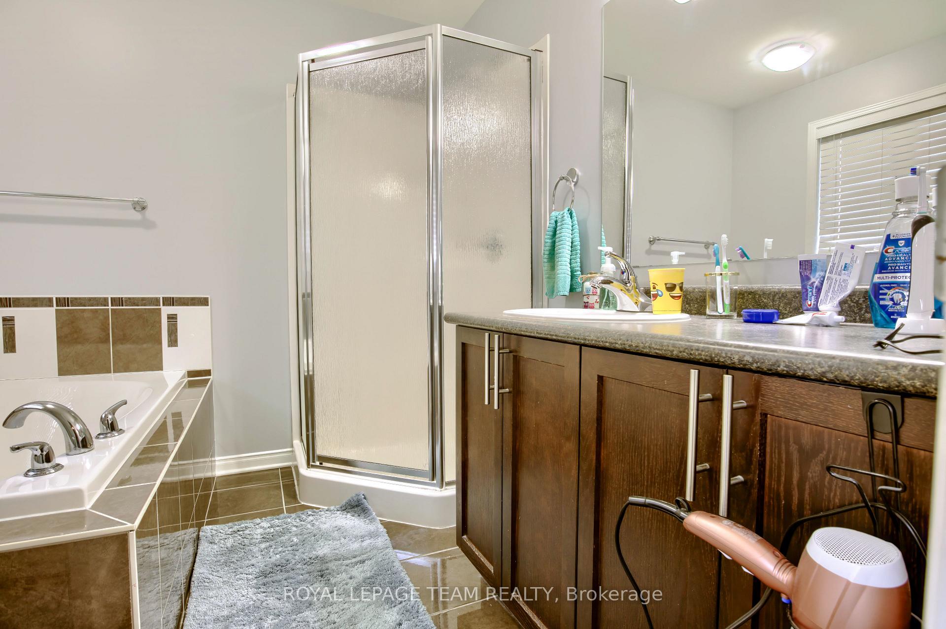 Photo 9 of 169 Romina Street, Ottawa, Kanata - Emerald Meadows/Trailwest — HOMEH