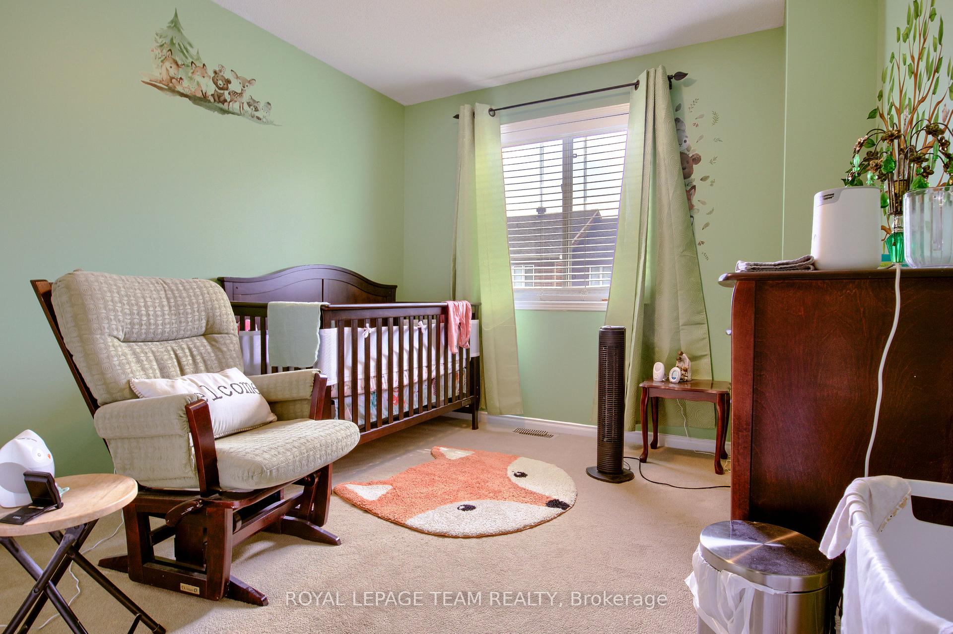 Photo 11 of 169 Romina Street, Ottawa, Kanata - Emerald Meadows/Trailwest — HOMEH