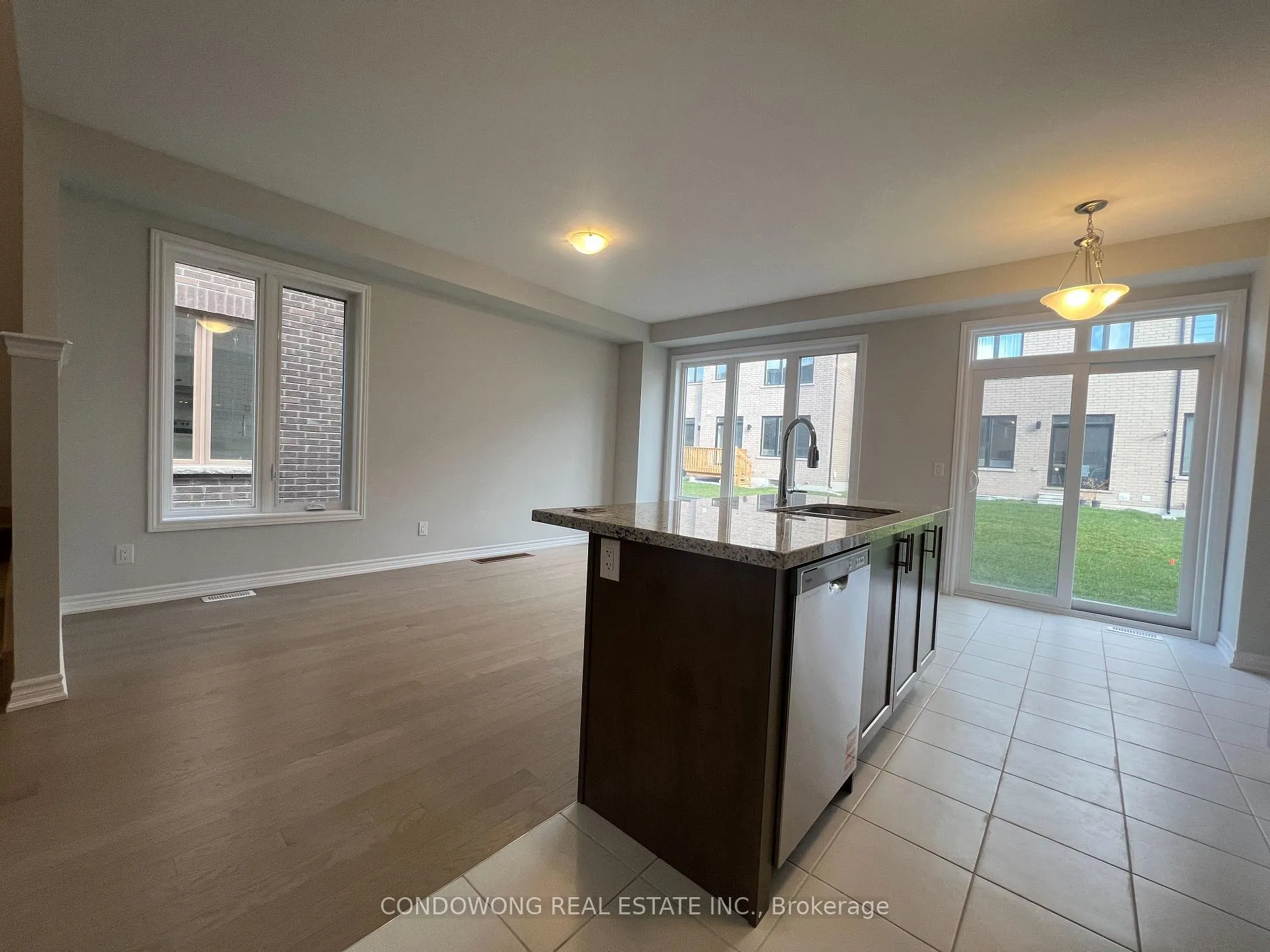 Photo 11 of 25 Freeman Williams Street, Markham, Angus Glen — HOMEH