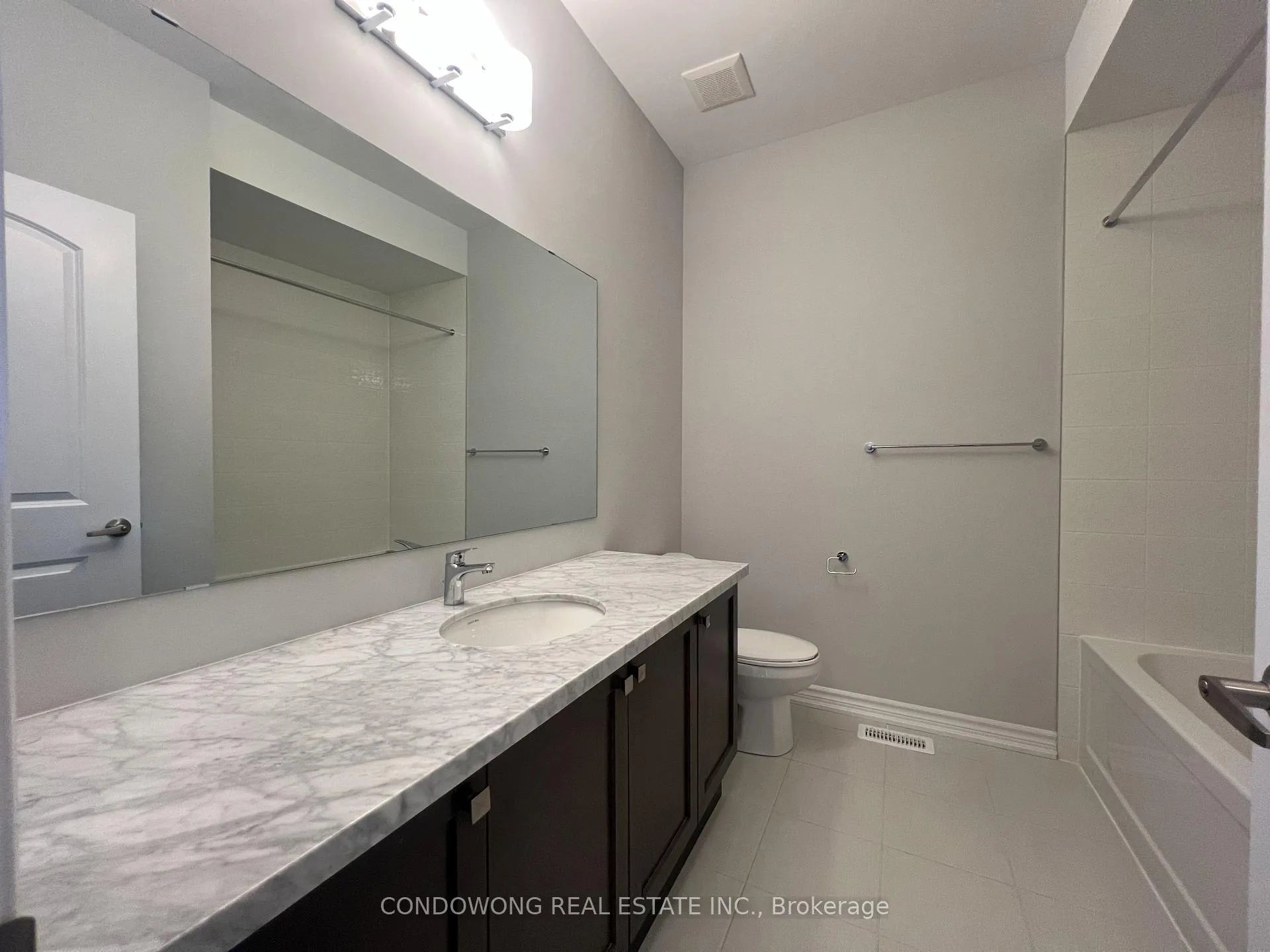 Photo 29 of 25 Freeman Williams Street, Markham, Angus Glen — HOMEH