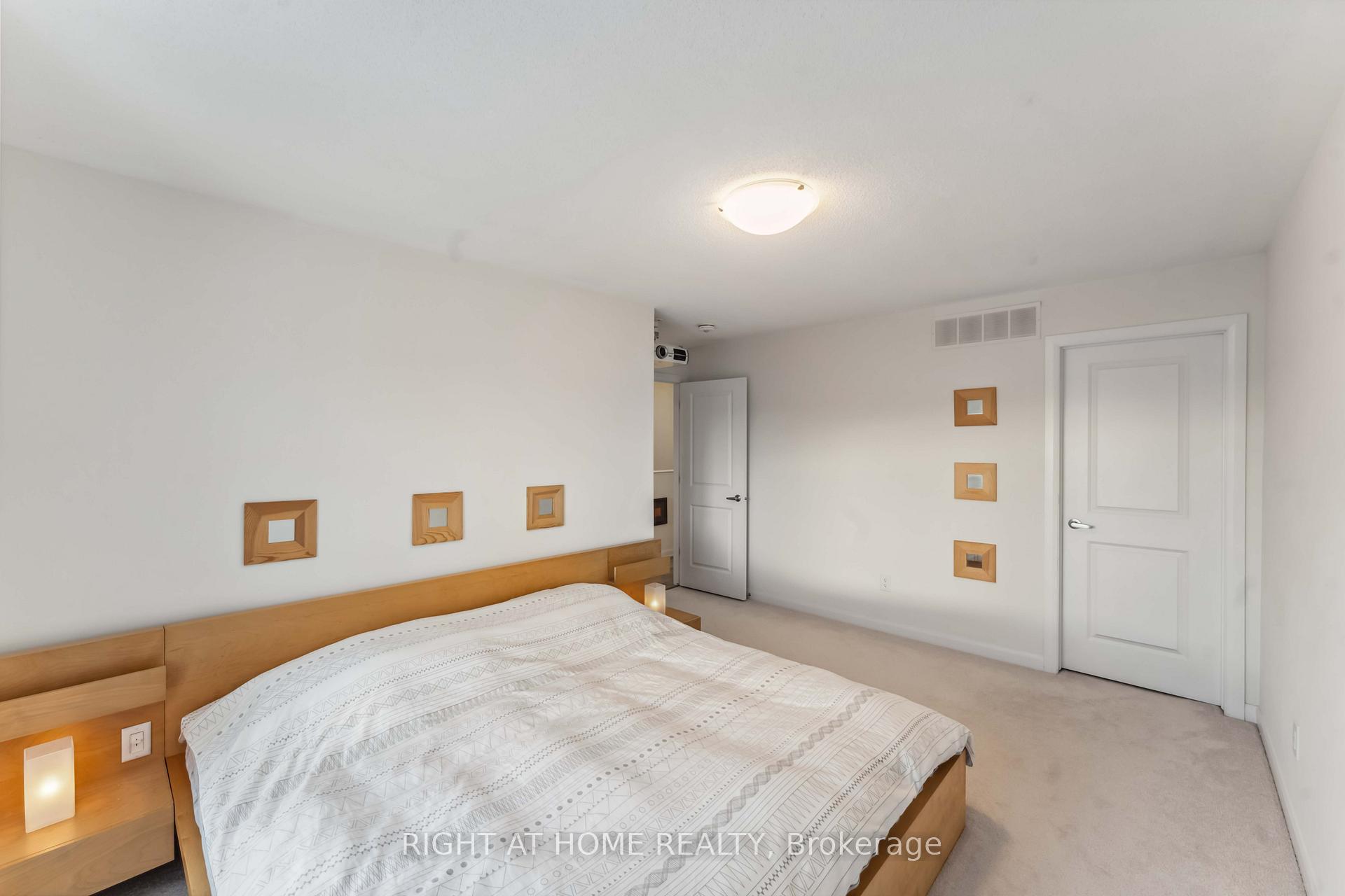 Photo 16 of 167 Attwell Private, Ottawa, Kanata - Morgan's Grant/South March — HOMEH