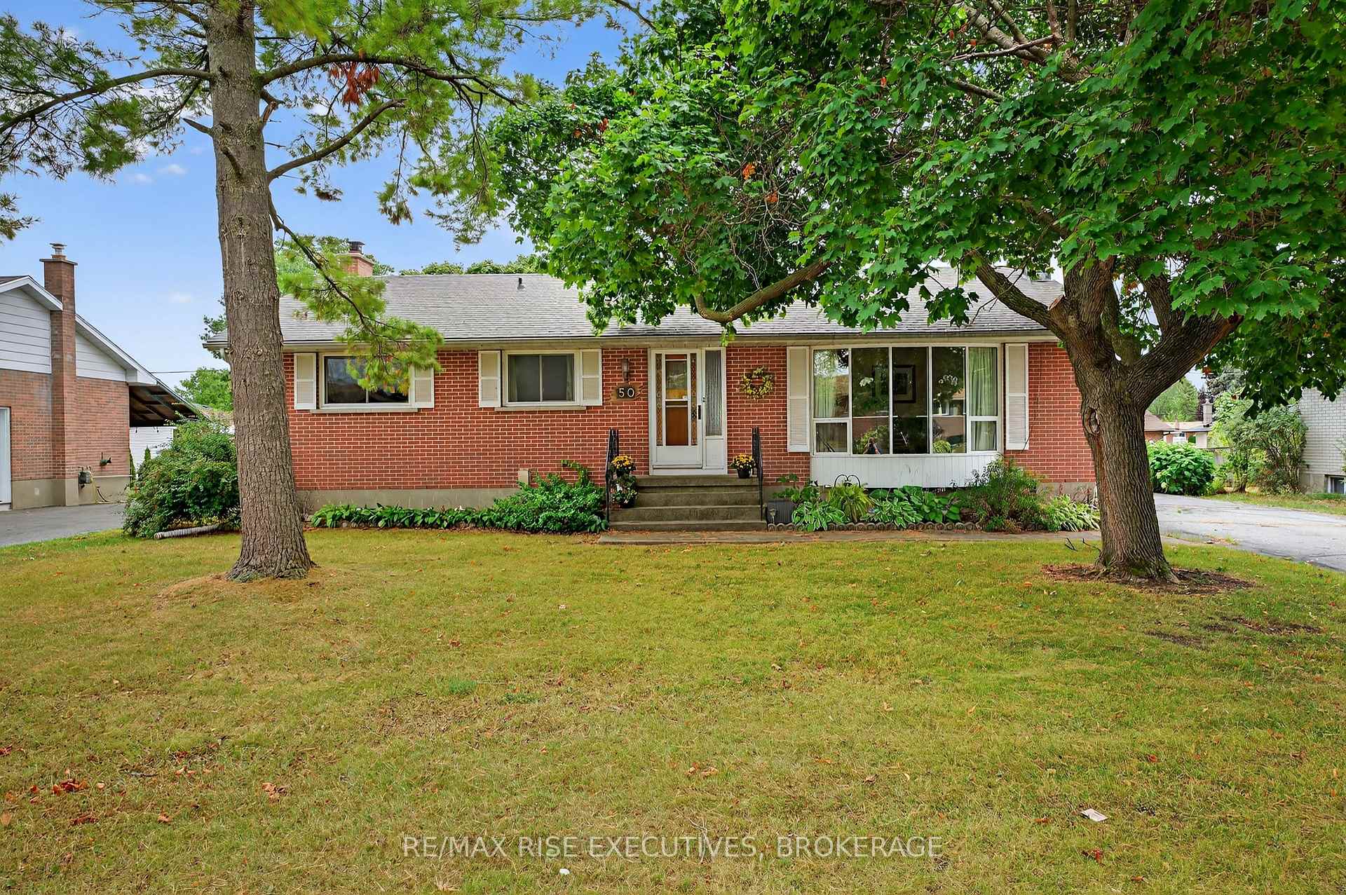 Front of 50 Hyland Court