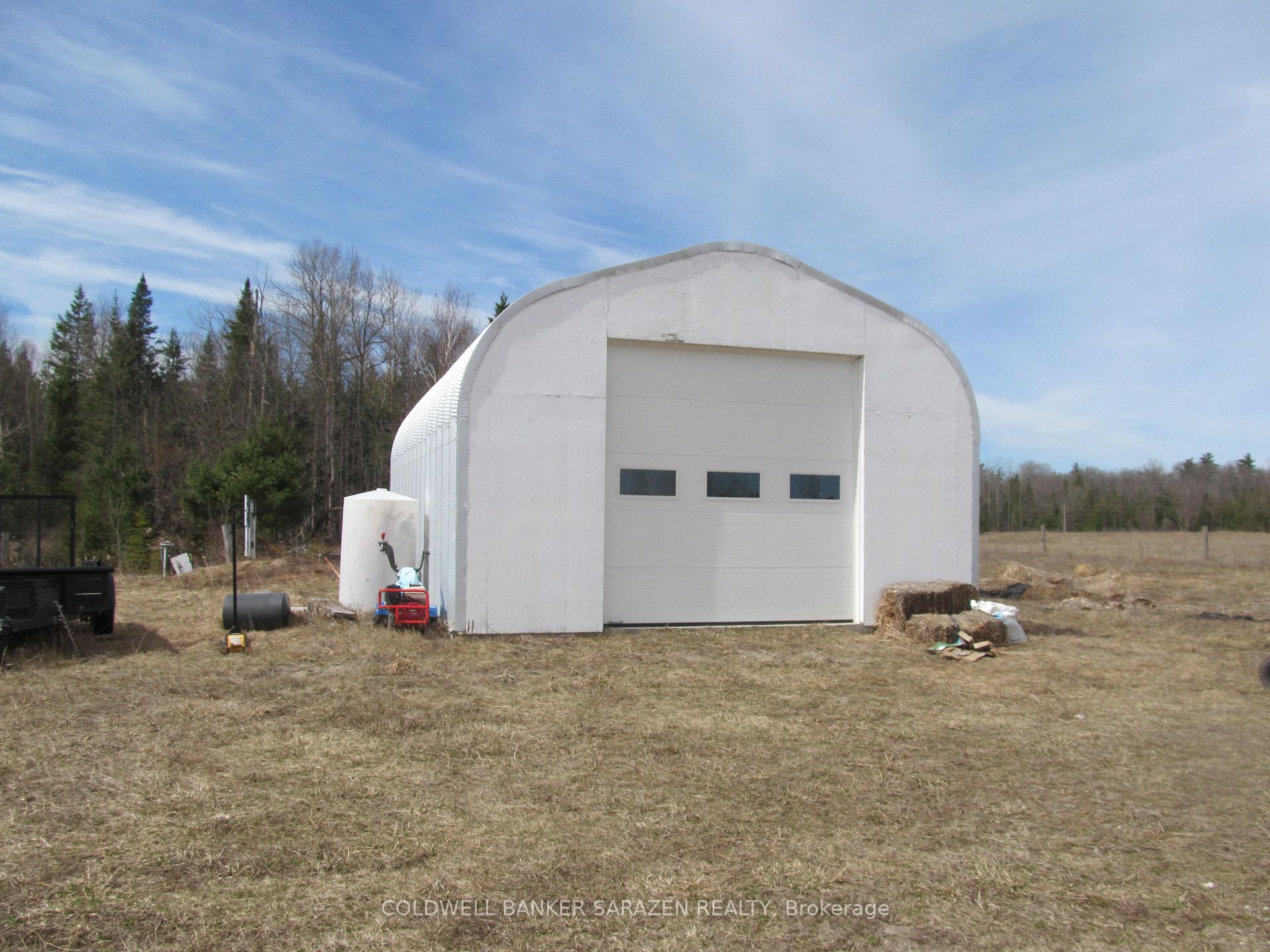 Photo 3 of 549 Kippen Road, McNab/Braeside, Mcnab/Braeside Twps — HOMEH