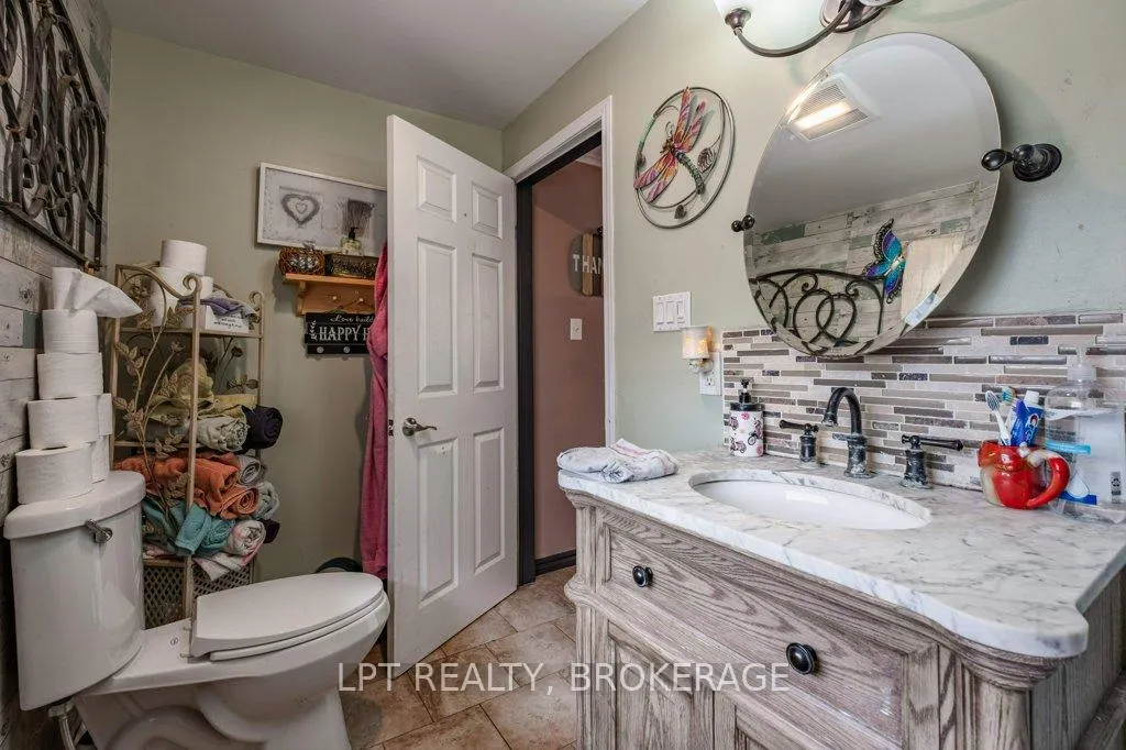 Photo 10 of 3939 Howes Road, Kingston, City North of 401 — HOMEH
