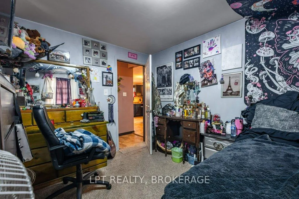 Photo 12 of 3939 Howes Road, Kingston, City North of 401 — HOMEH