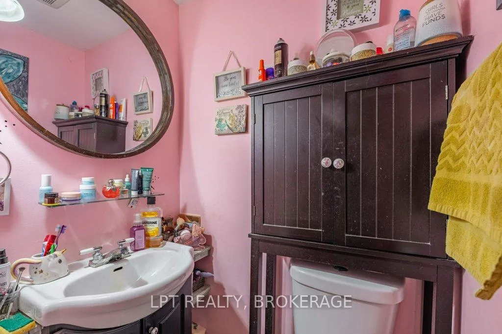 Photo 14 of 3939 Howes Road, Kingston, City North of 401 — HOMEH