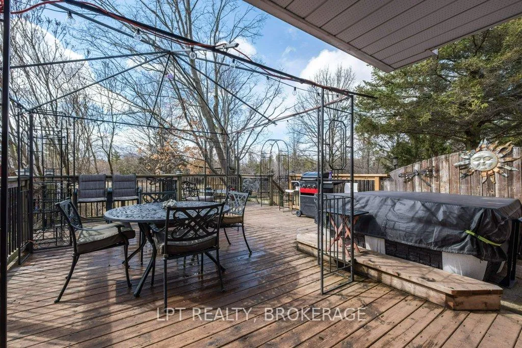 Photo 23 of 3939 Howes Road, Kingston, City North of 401 — HOMEH