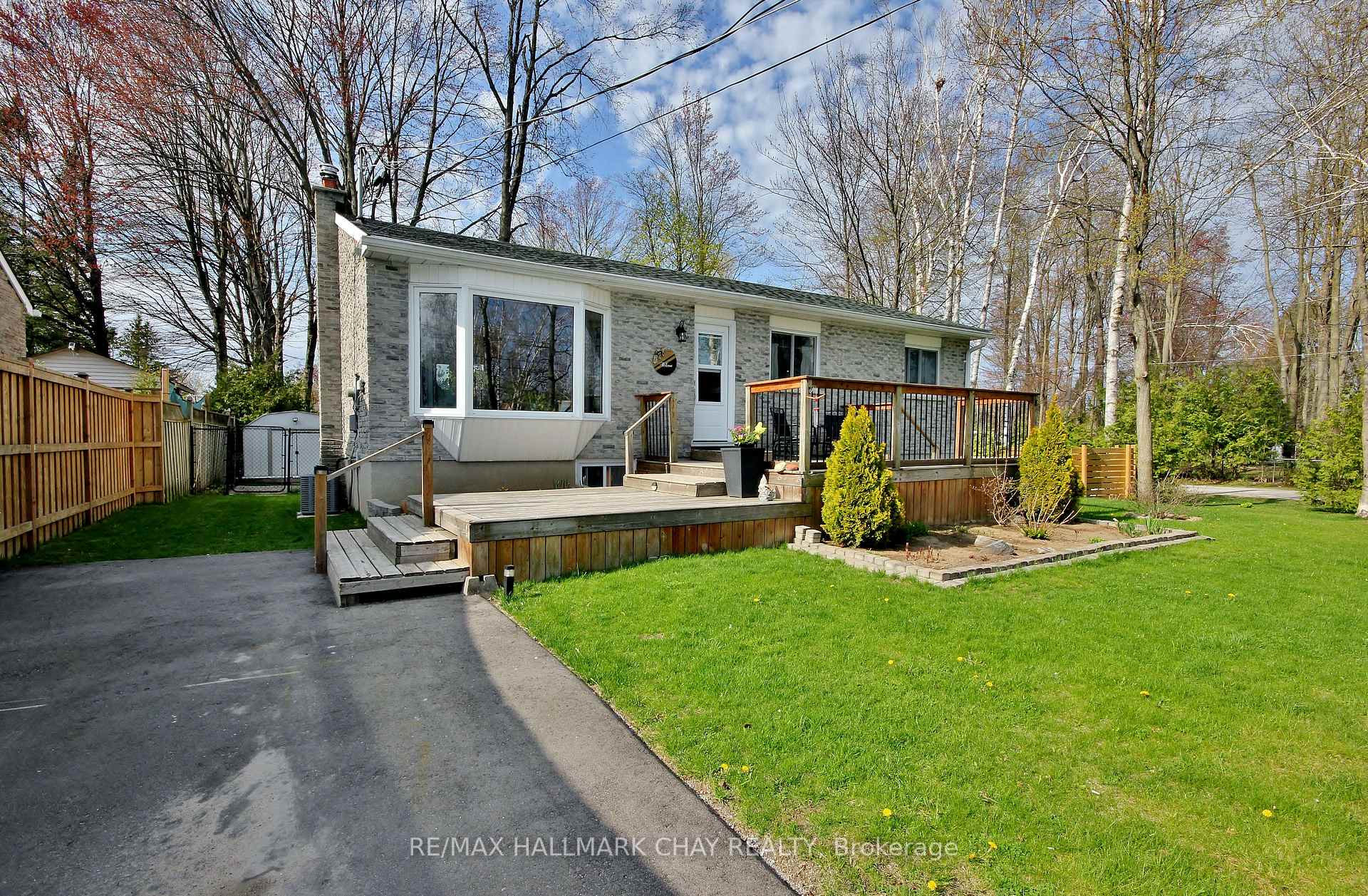 Photo 1 of 700 James Street, Innisfil, Alcona — HOMEH