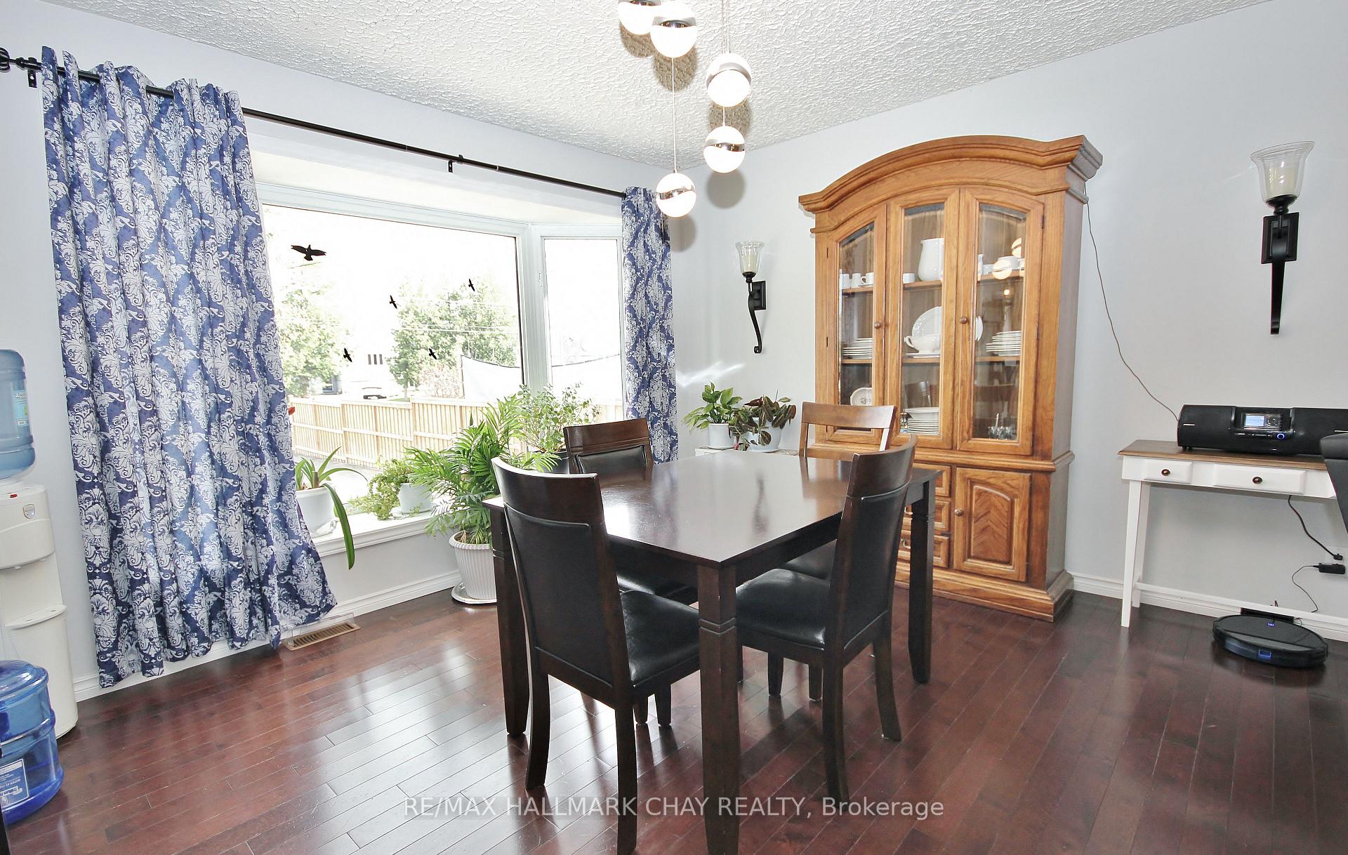 Photo 14 of 700 James Street, Innisfil, Alcona — HOMEH