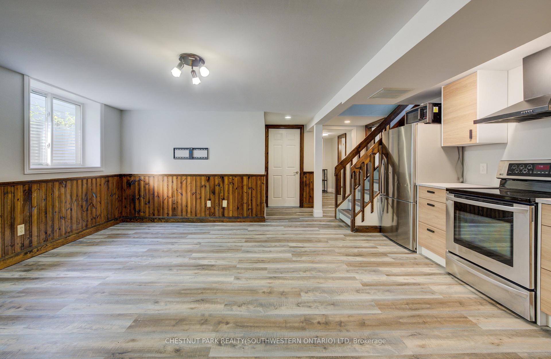 Photo 6 of Unit B, 88 Glen Lake Crescent, Kitchener — HOMEH