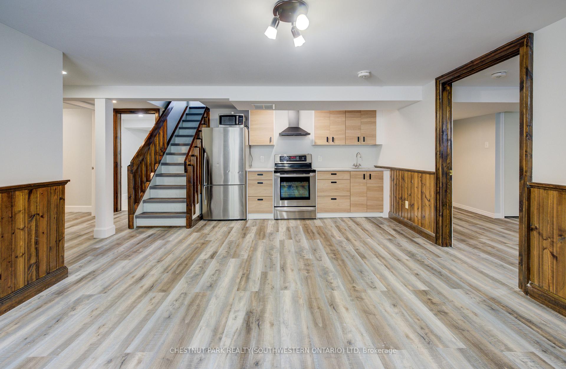 Photo 7 of Unit B, 88 Glen Lake Crescent, Kitchener — HOMEH