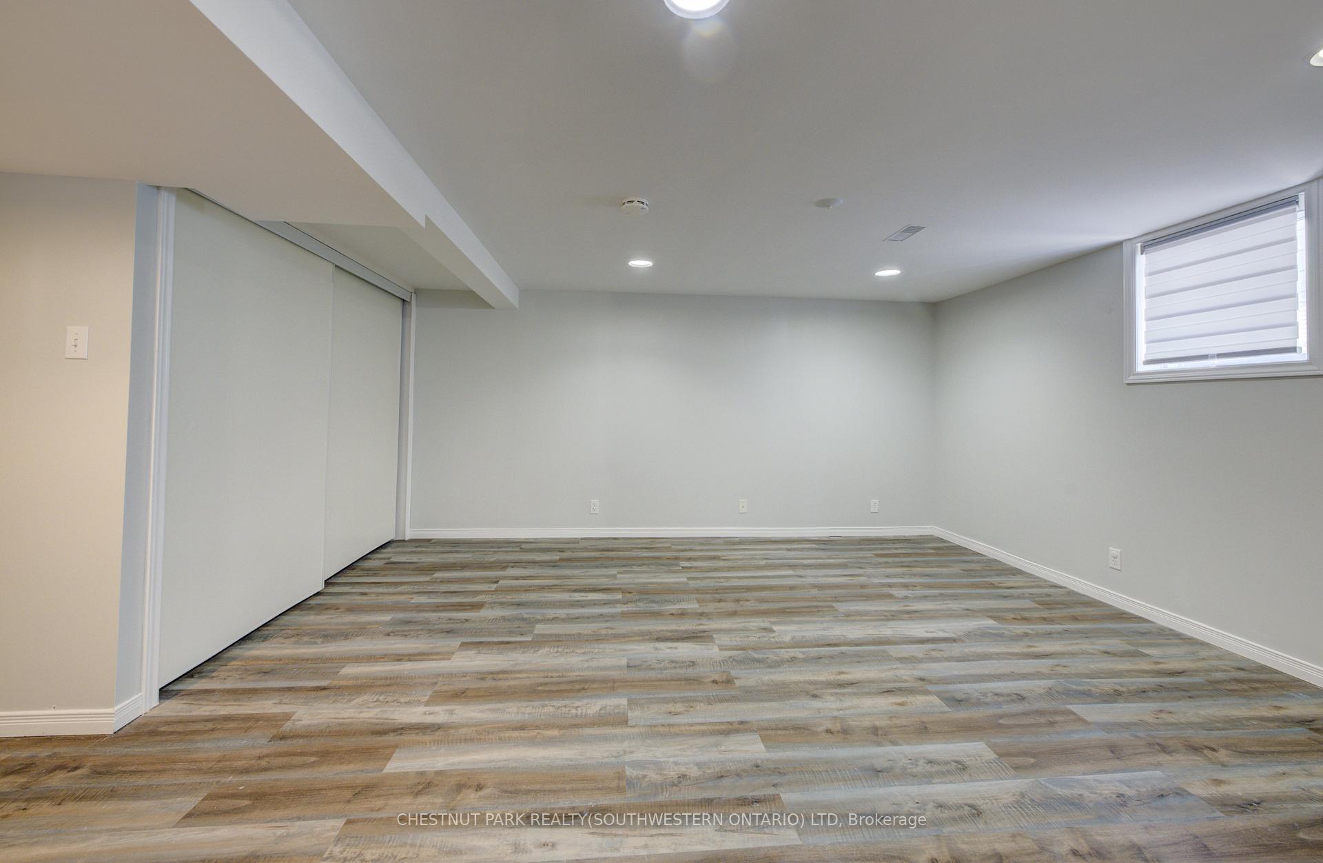Photo 10 of Unit B, 88 Glen Lake Crescent, Kitchener — HOMEH