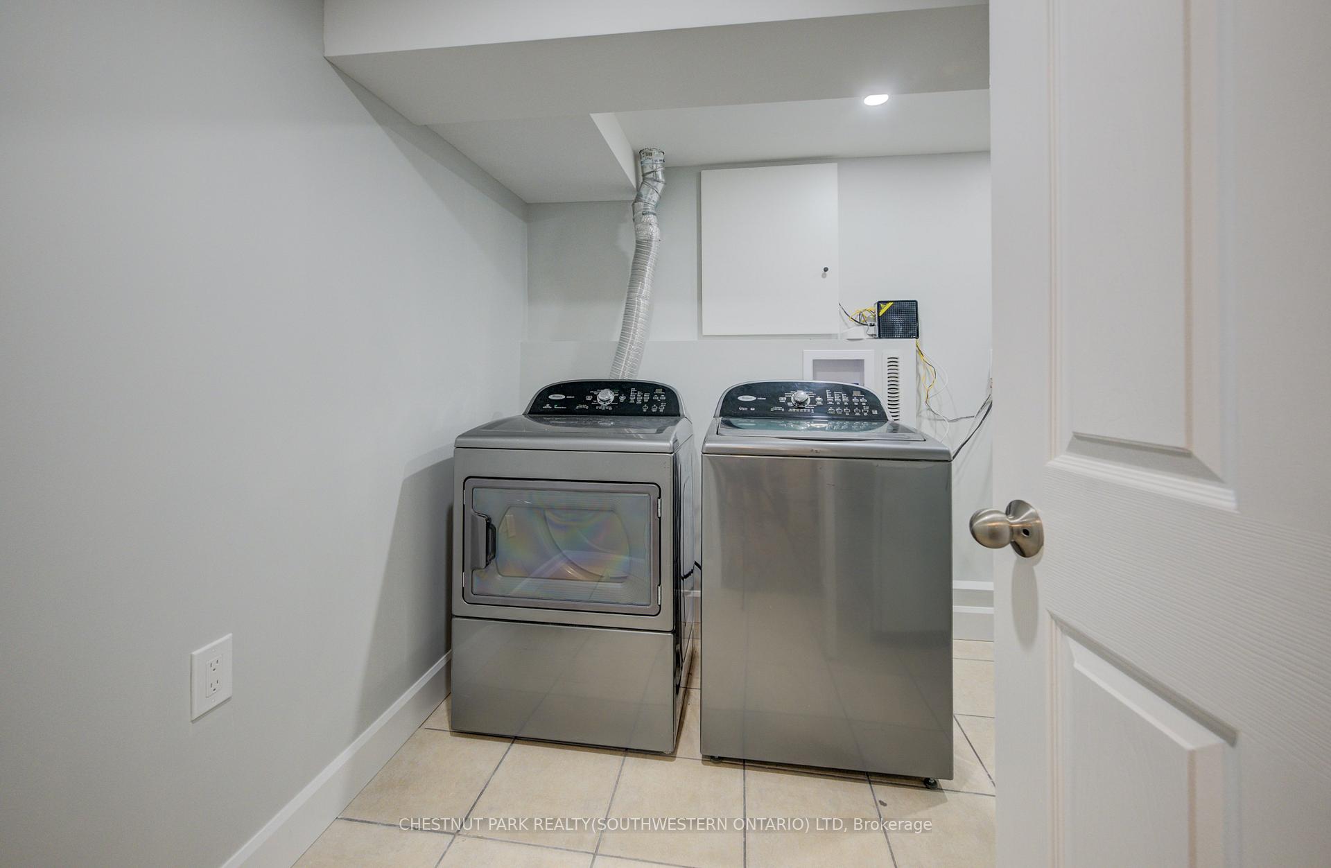 Photo 15 of Unit B, 88 Glen Lake Crescent, Kitchener — HOMEH