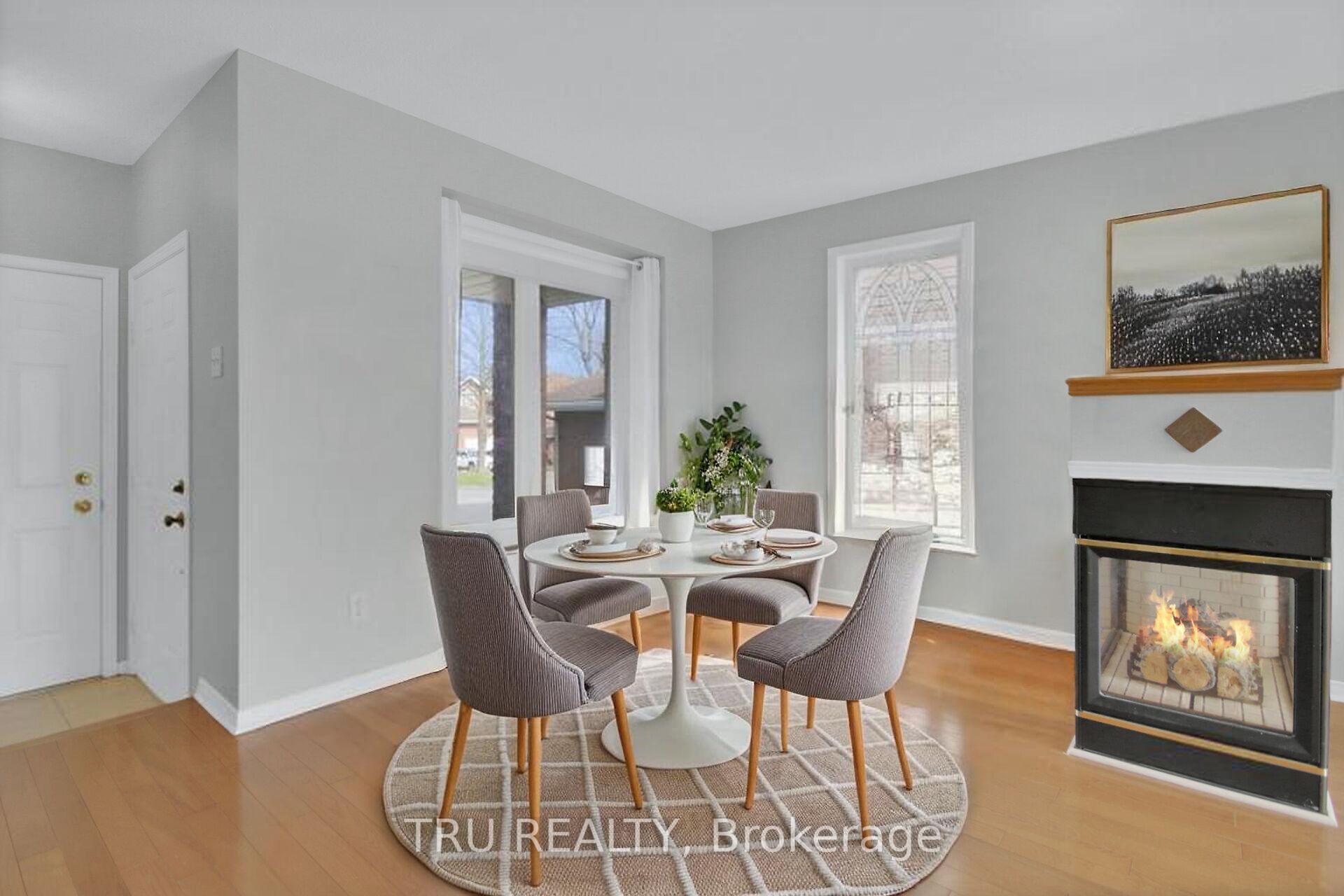 Photo 6 of 33 Highmont Court, Ottawa, Kanata - Kanata Lakes/Heritage Hills — HOMEH