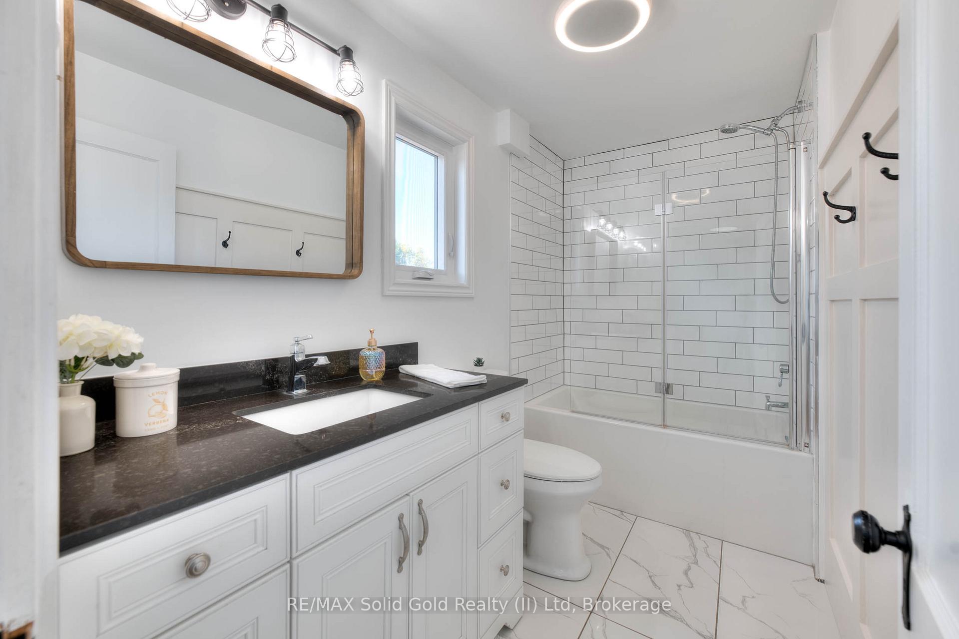 Photo 28 of 33 Bloomingdale Road N, Kitchener — HOMEH