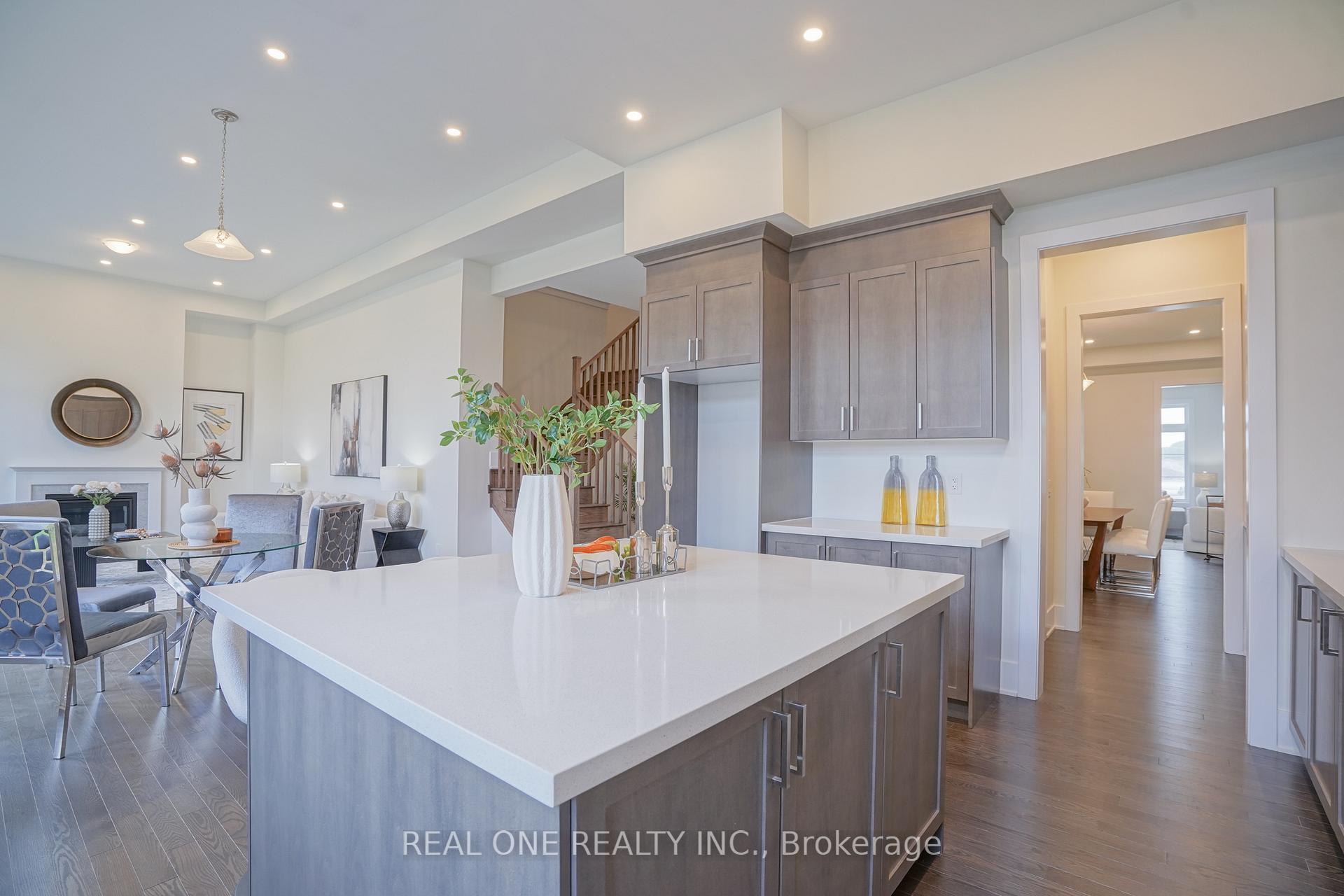 Photo 8 of 5 Godfrey Willis Drive, Markham, Angus Glen — HOMEH