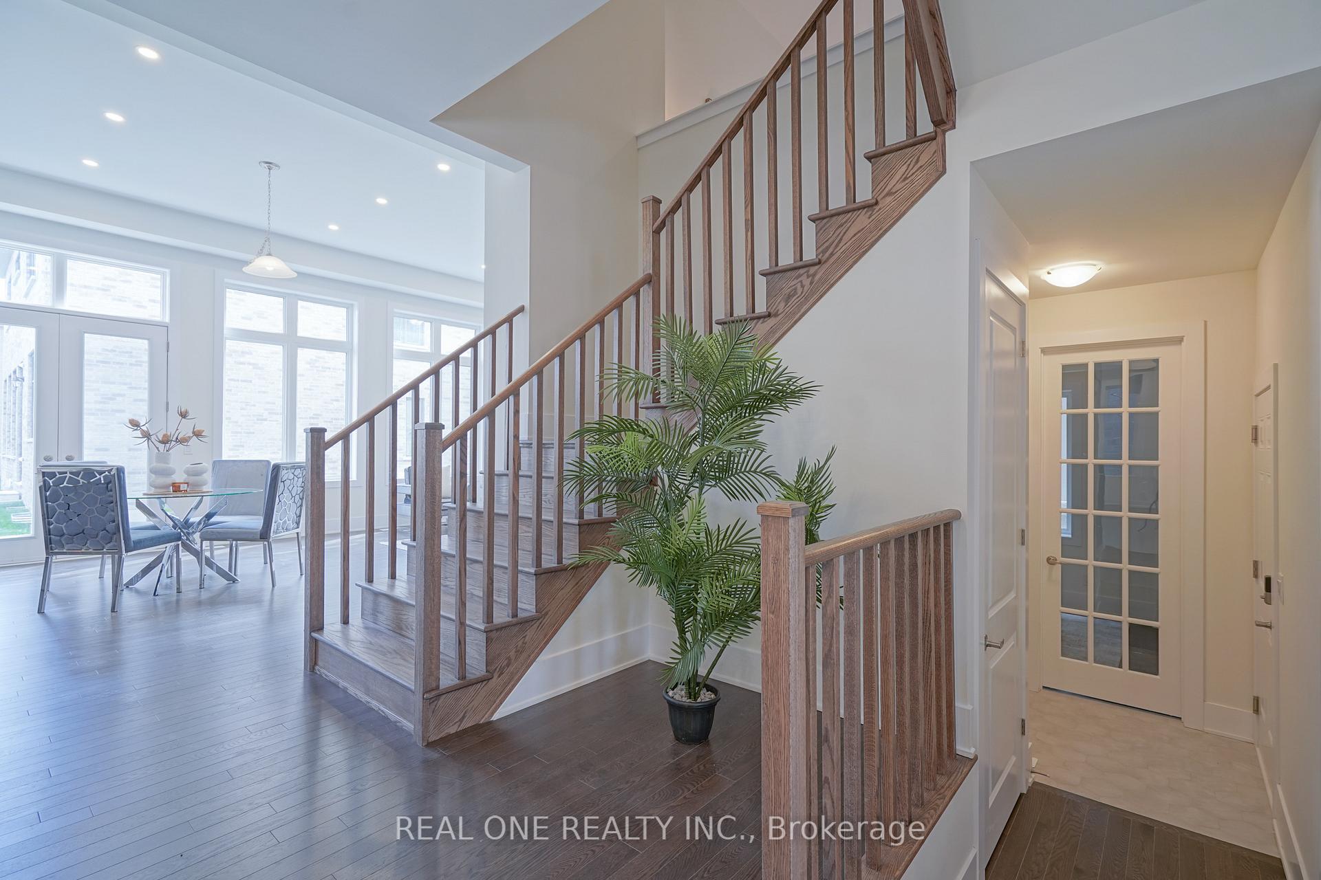 Photo 13 of 5 Godfrey Willis Drive, Markham, Angus Glen — HOMEH