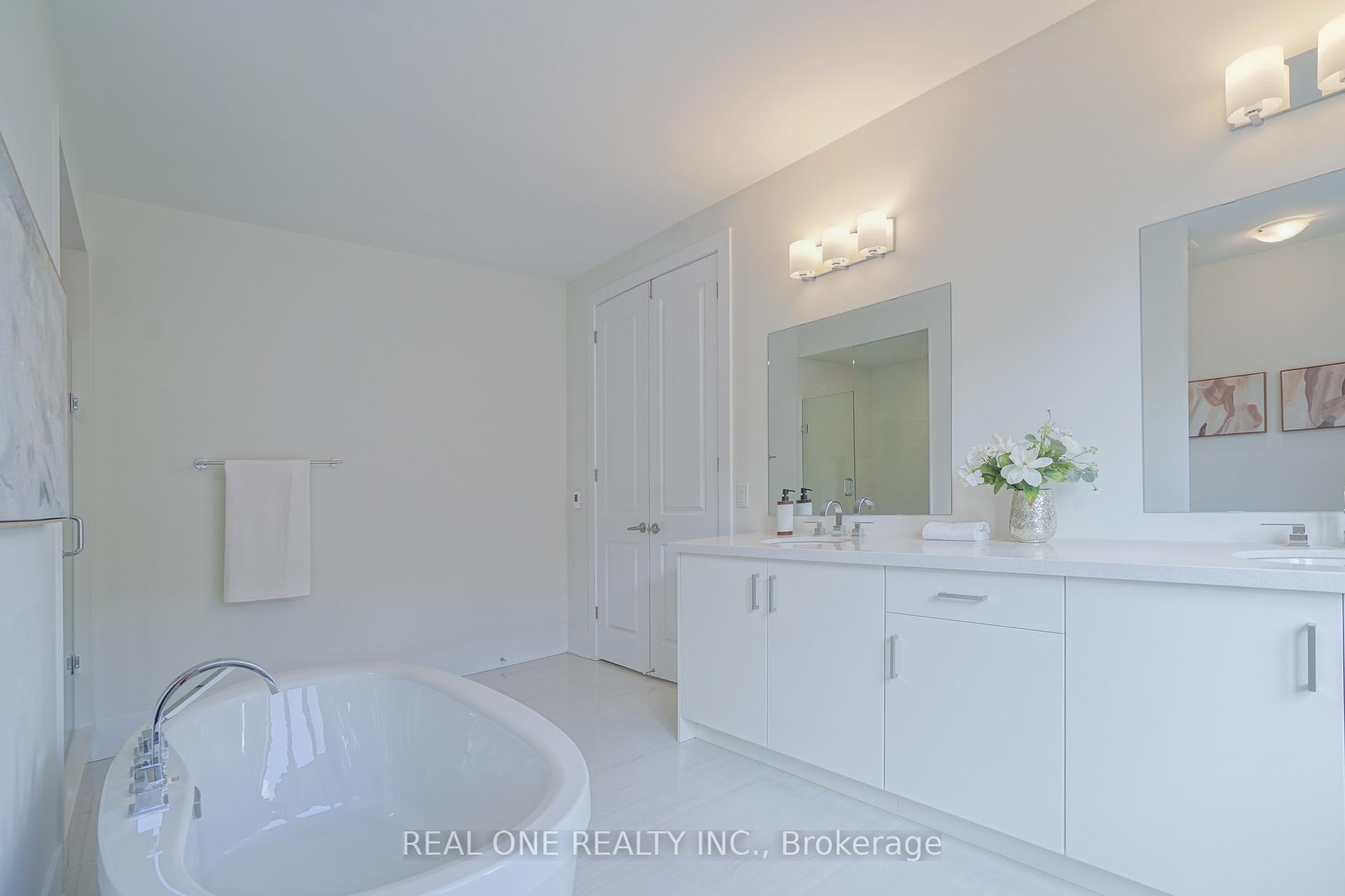 Photo 24 of 5 Godfrey Willis Drive, Markham, Angus Glen — HOMEH