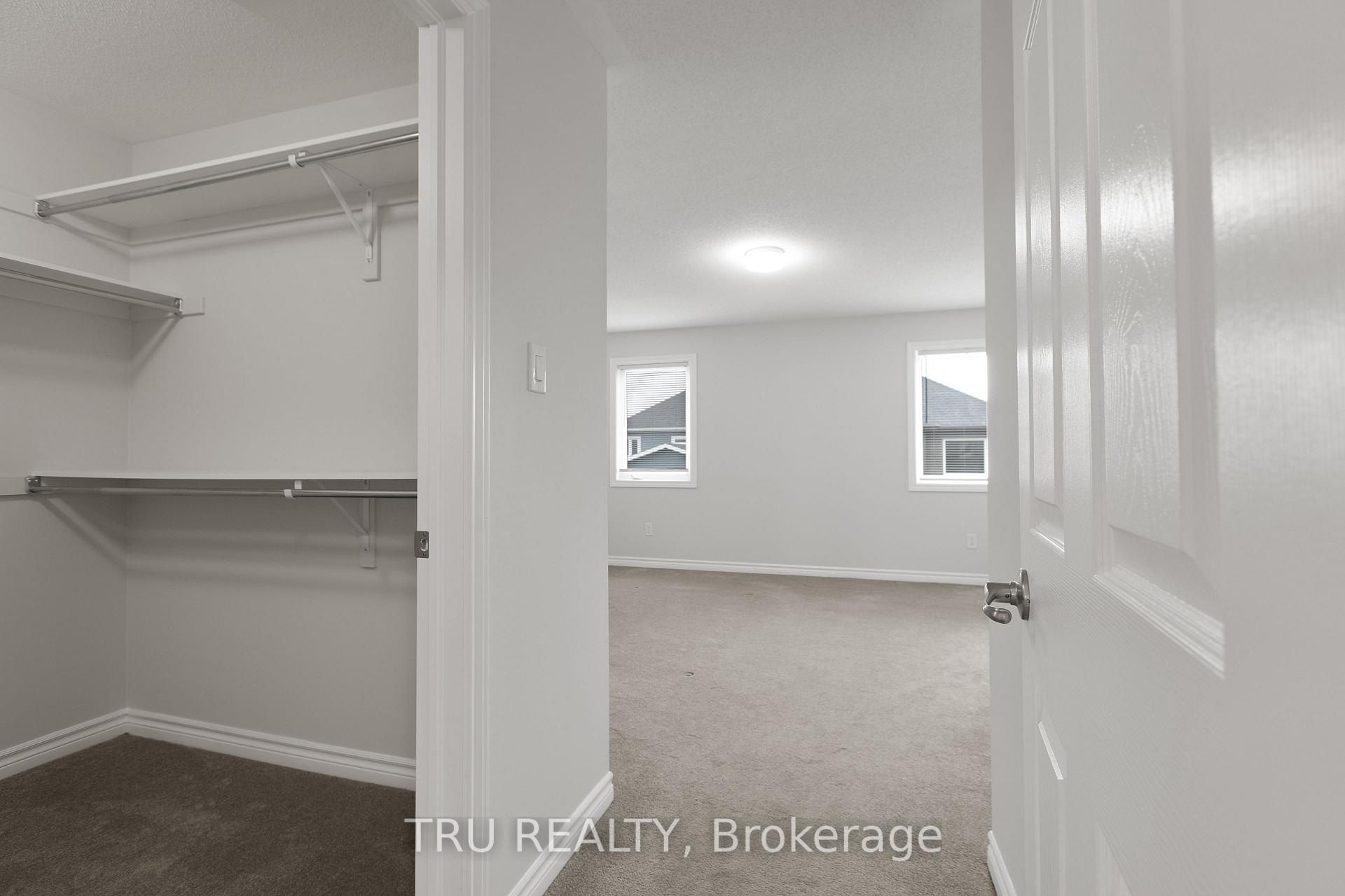 Photo 15 of 825 Brittanic Road, Ottawa, Kanata - Emerald Meadows/Trailwest — HOMEH