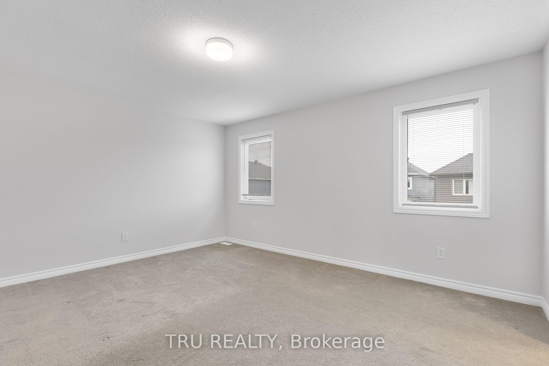 Photo 16 of 825 Brittanic Road, Ottawa, Kanata - Emerald Meadows/Trailwest — HOMEH