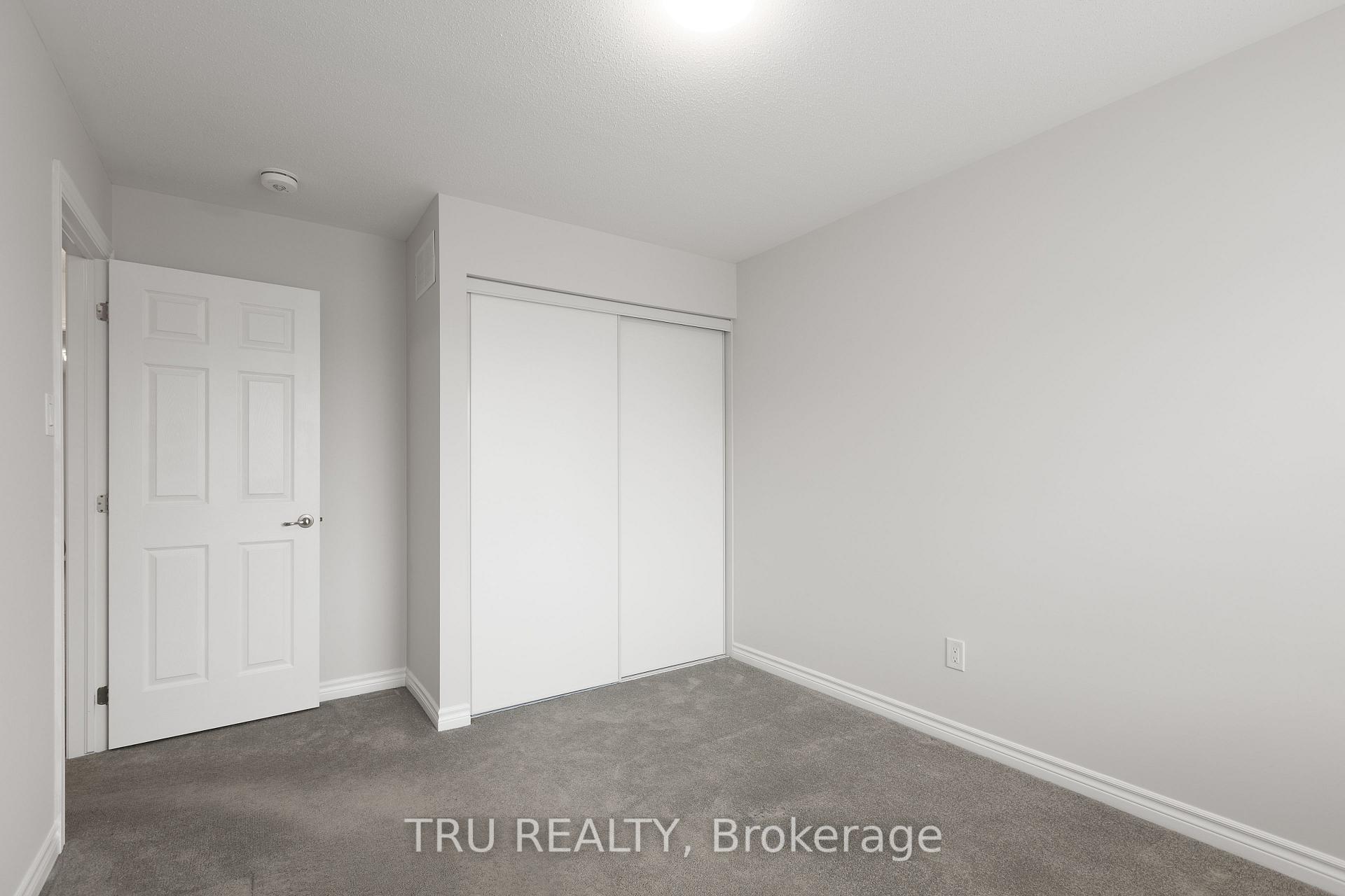 Photo 21 of 825 Brittanic Road, Ottawa, Kanata - Emerald Meadows/Trailwest — HOMEH