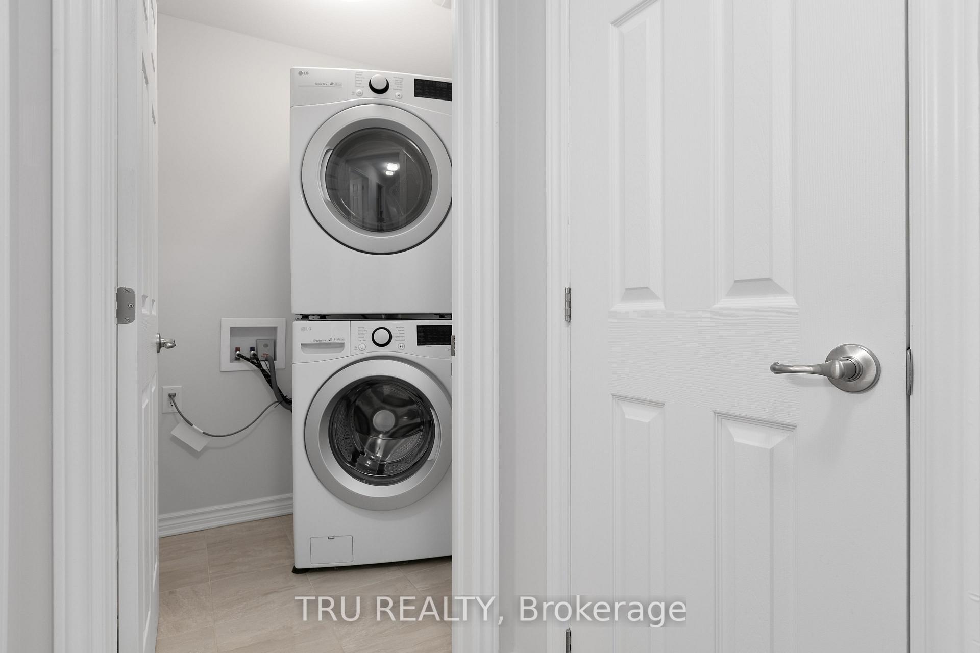 Photo 23 of 825 Brittanic Road, Ottawa, Kanata - Emerald Meadows/Trailwest — HOMEH