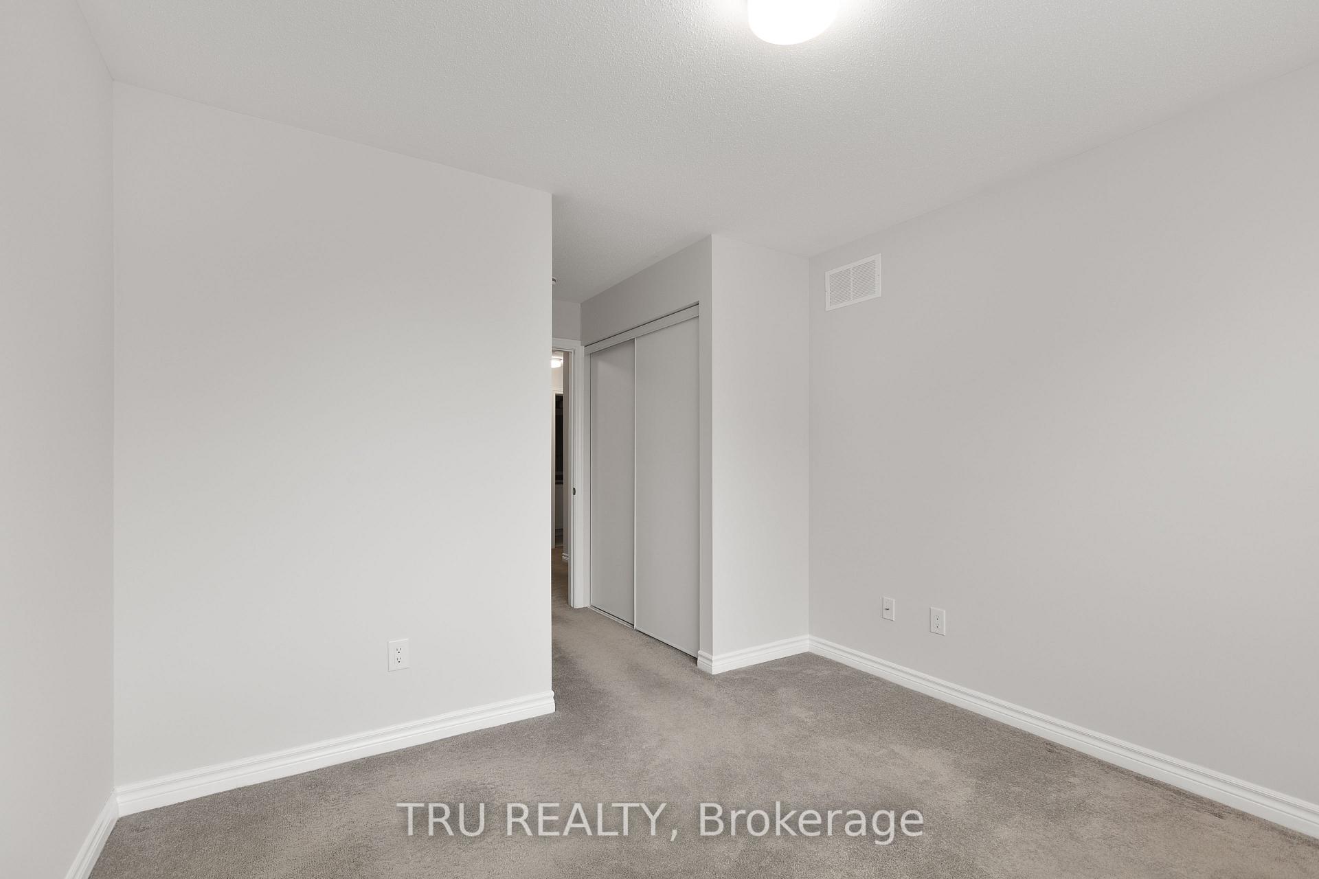 Photo 26 of 825 Brittanic Road, Ottawa, Kanata - Emerald Meadows/Trailwest — HOMEH