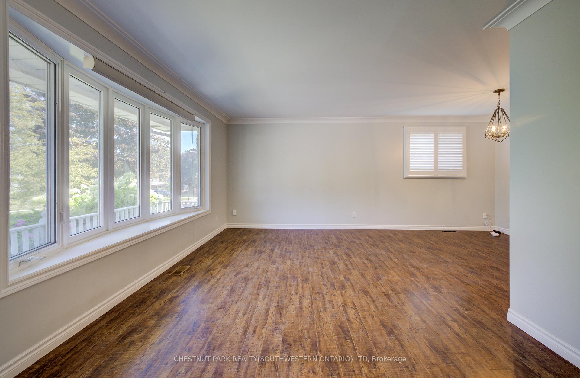 Photo 6 of Unit A, 88 Glen Lake Crescent, Kitchener — HOMEH