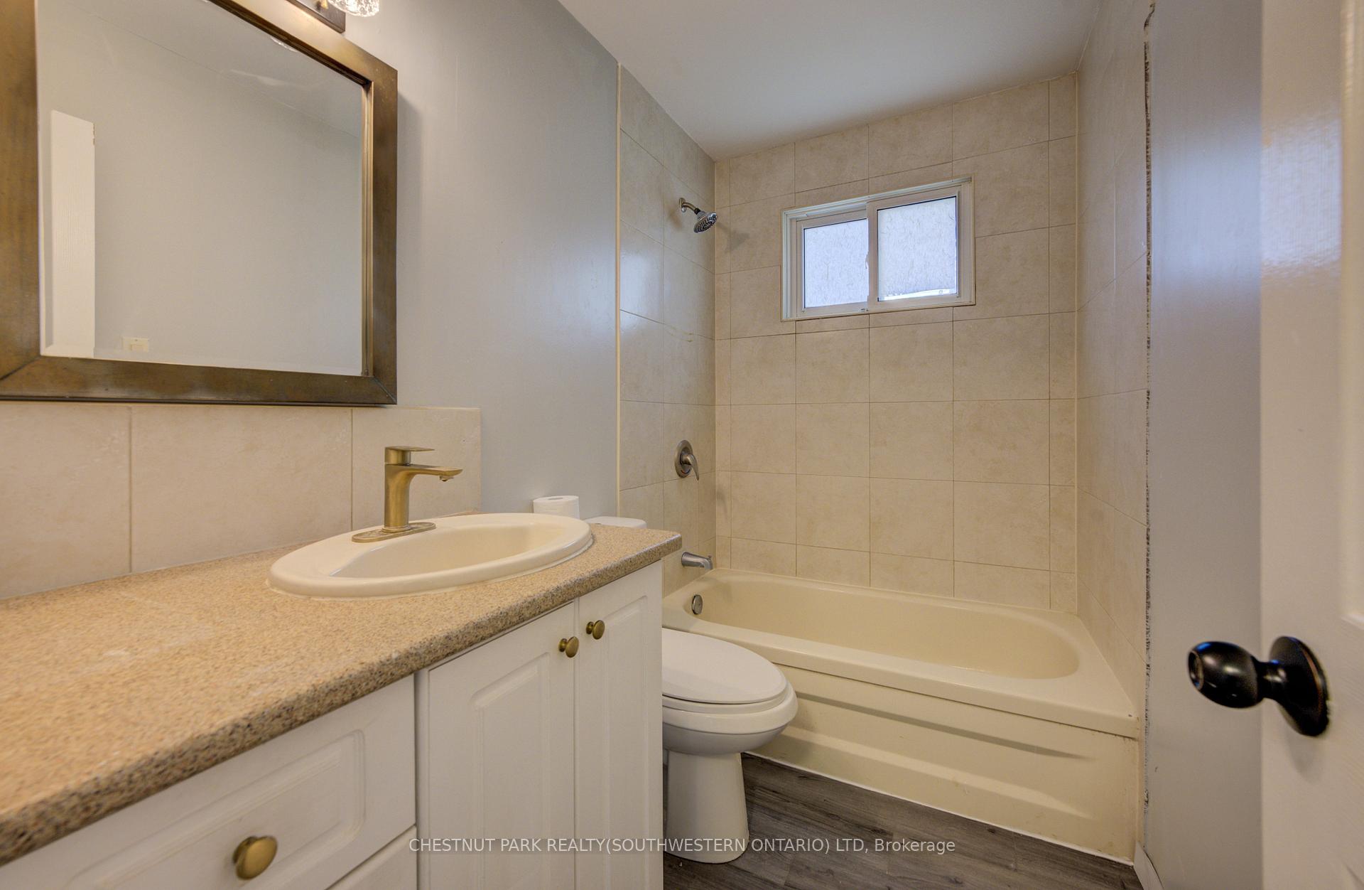 Photo 13 of Unit A, 88 Glen Lake Crescent, Kitchener — HOMEH