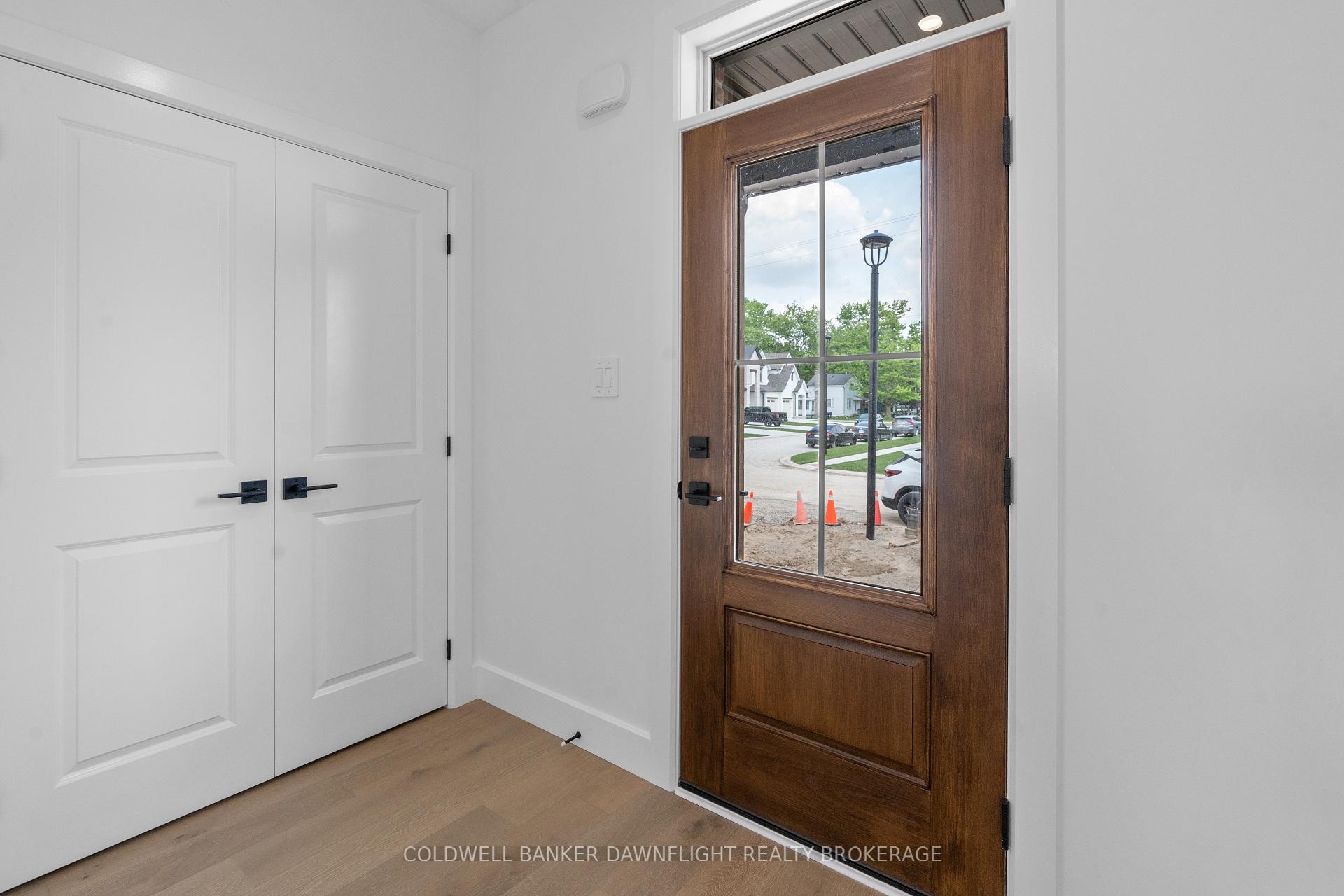 Photo 3 of Unit 41, 147 Scotts Drive, Lucan Biddulph, Lucan — HOMEH