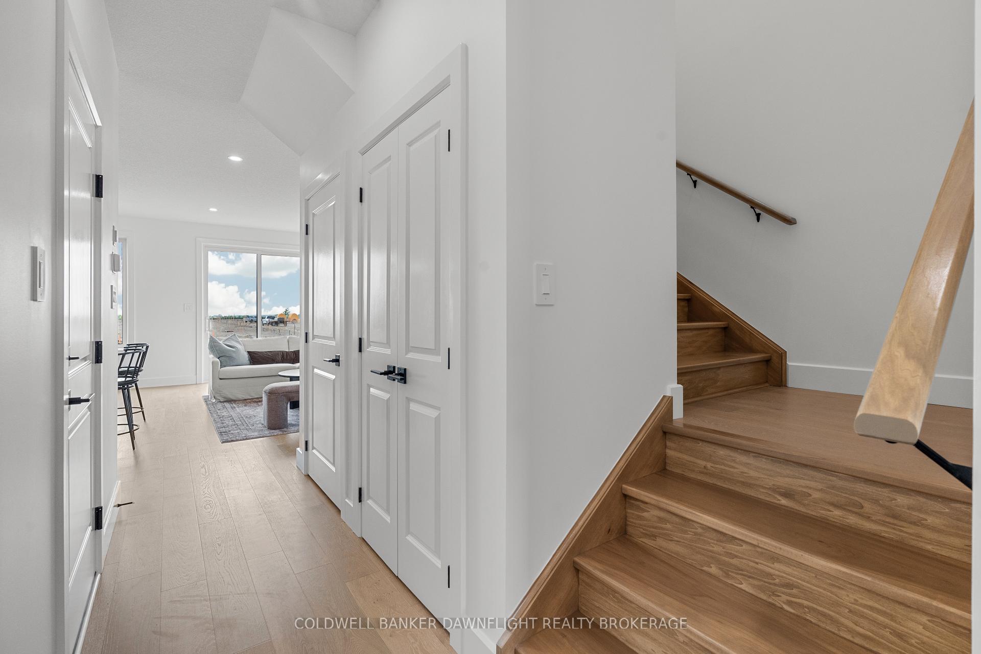 Photo 8 of Unit 41, 147 Scotts Drive, Lucan Biddulph, Lucan — HOMEH