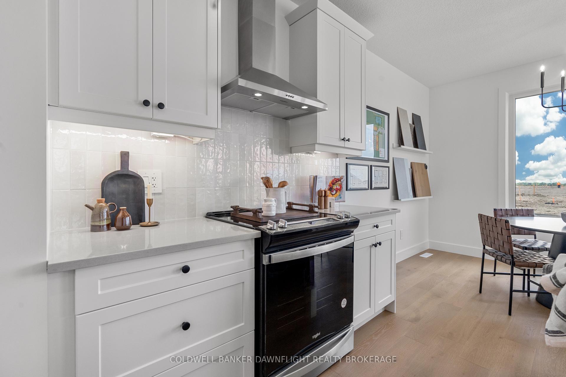 Photo 19 of Unit 41, 147 Scotts Drive, Lucan Biddulph, Lucan — HOMEH