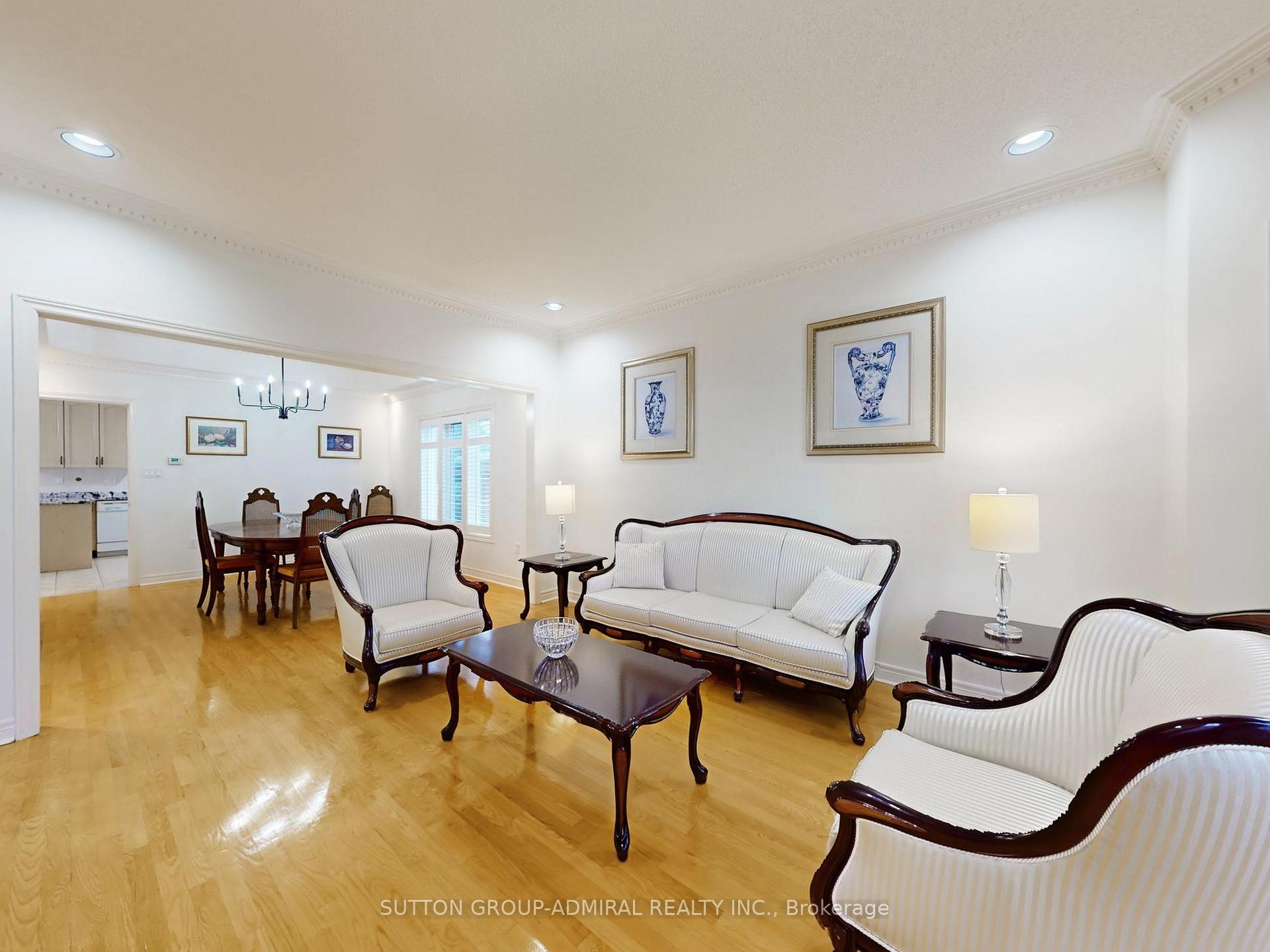 Photo 22 of 94 Reansbury Crescent, Markham, Cachet — HOMEH