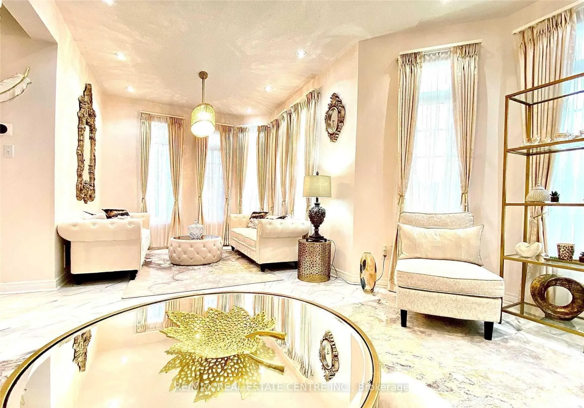 Photo 10 of 56 Islandview Way, Hamilton, Stoney Creek — HOMEH