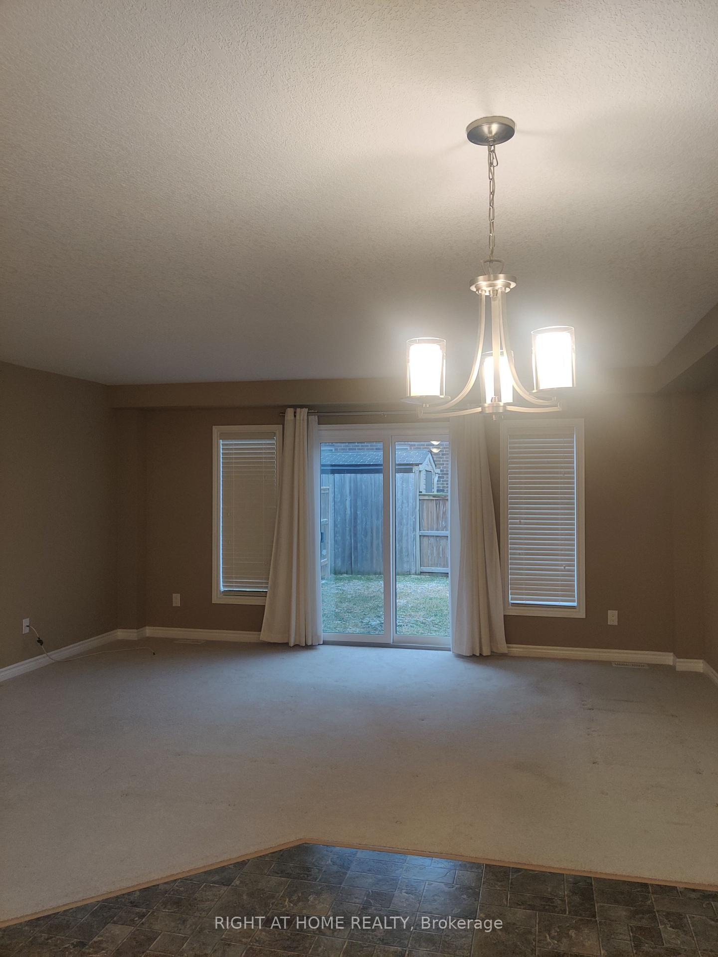 Photo 6 of 138 Maitland Street, Kitchener — HOMEH
