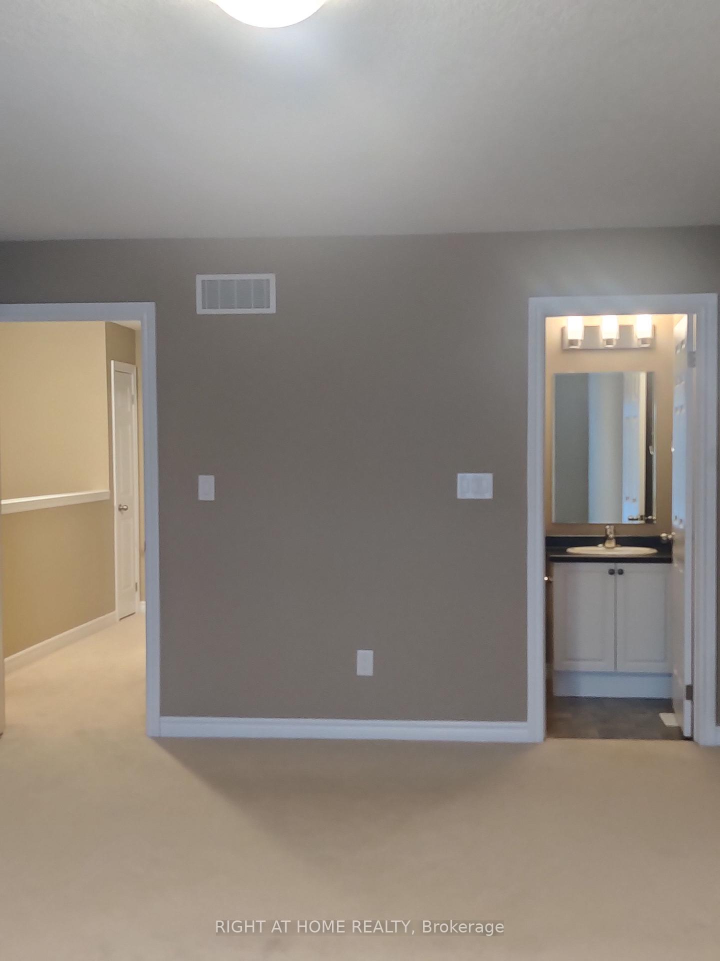 Photo 7 of 138 Maitland Street, Kitchener — HOMEH