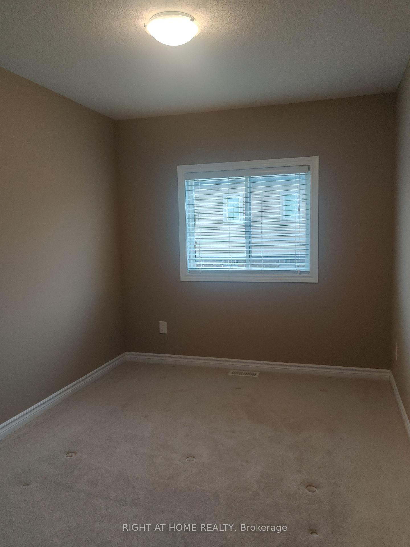 Photo 9 of 138 Maitland Street, Kitchener — HOMEH