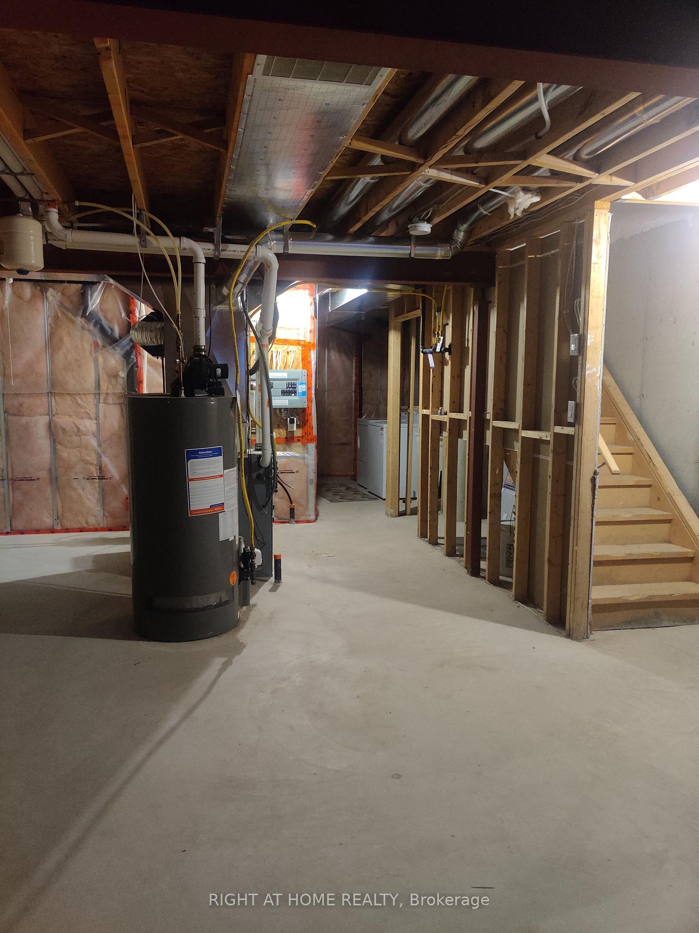 Photo 12 of 138 Maitland Street, Kitchener — HOMEH