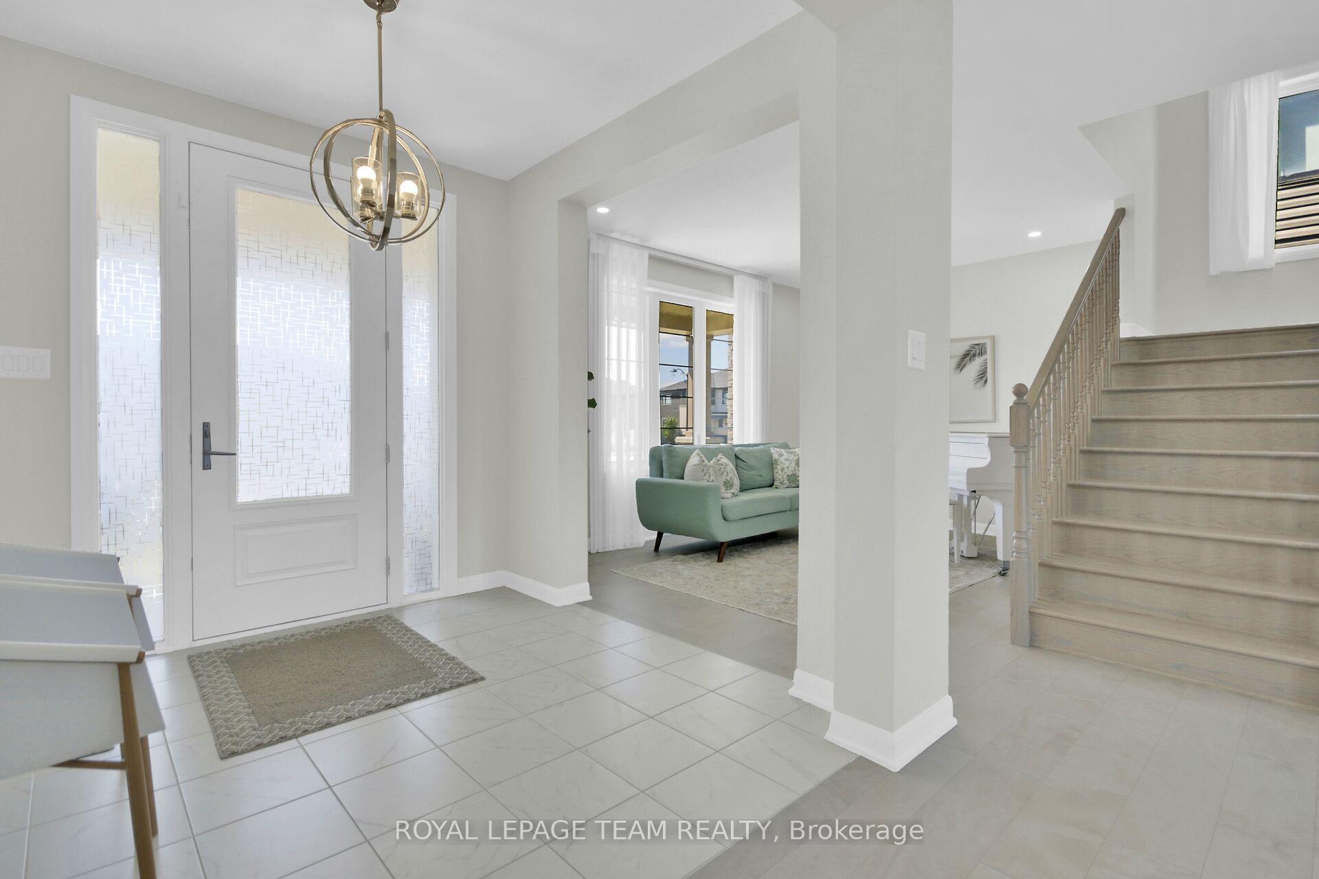 Photo 5 of 737 Coast Circle, Ottawa, Mahogany Community — HOMEH