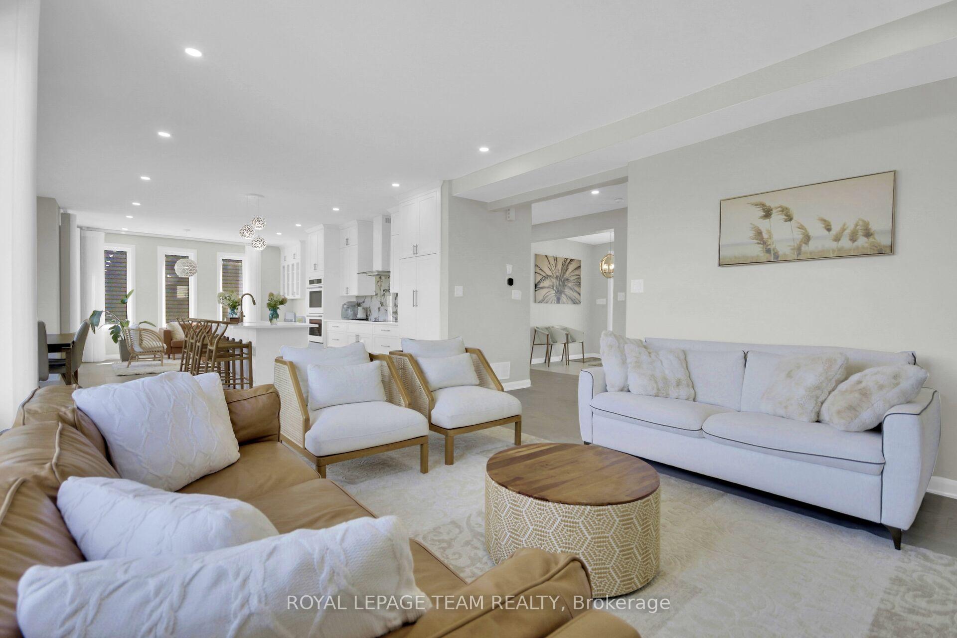 Photo 11 of 737 Coast Circle, Ottawa, Mahogany Community — HOMEH