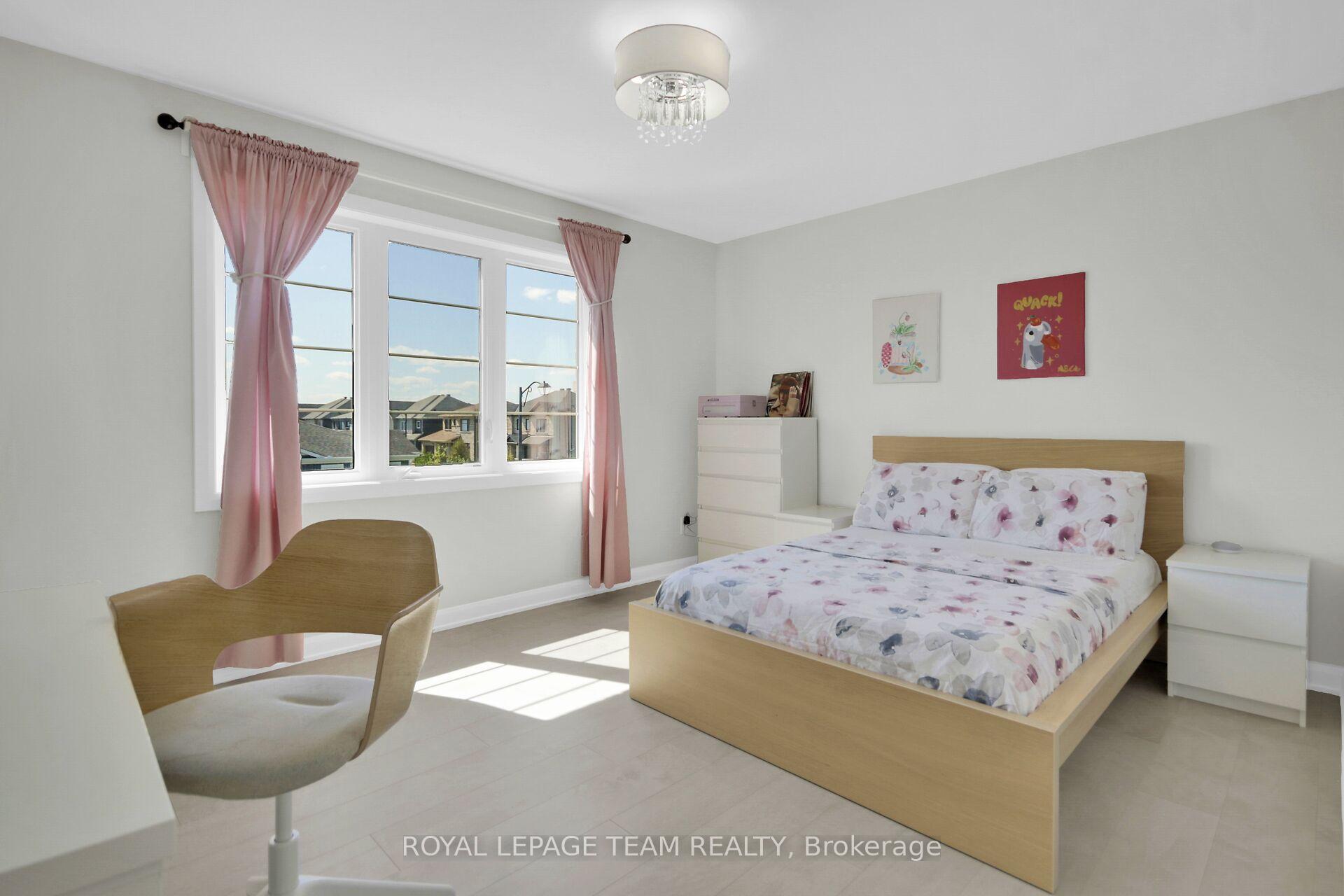 Photo 28 of 737 Coast Circle, Ottawa, Mahogany Community — HOMEH