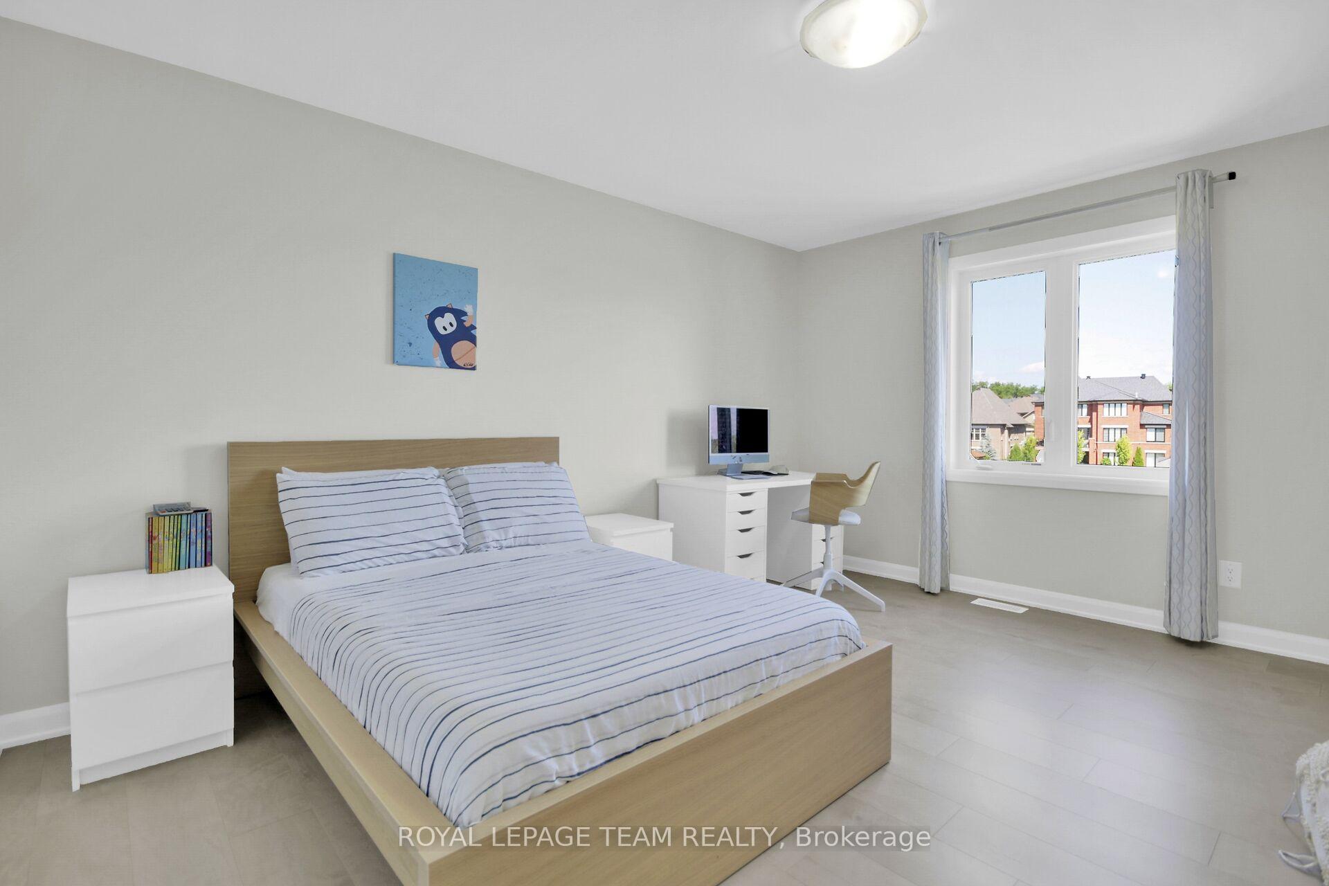 Photo 33 of 737 Coast Circle, Ottawa, Mahogany Community — HOMEH