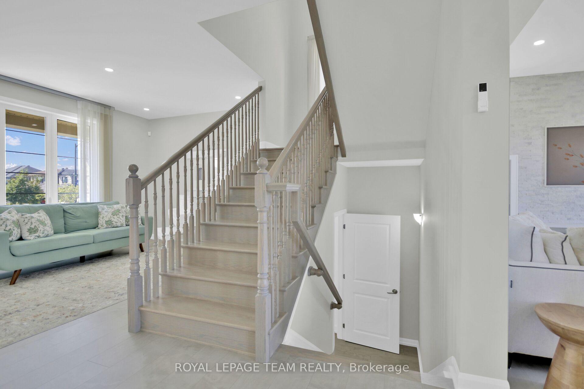 Photo 37 of 737 Coast Circle, Ottawa, Mahogany Community — HOMEH