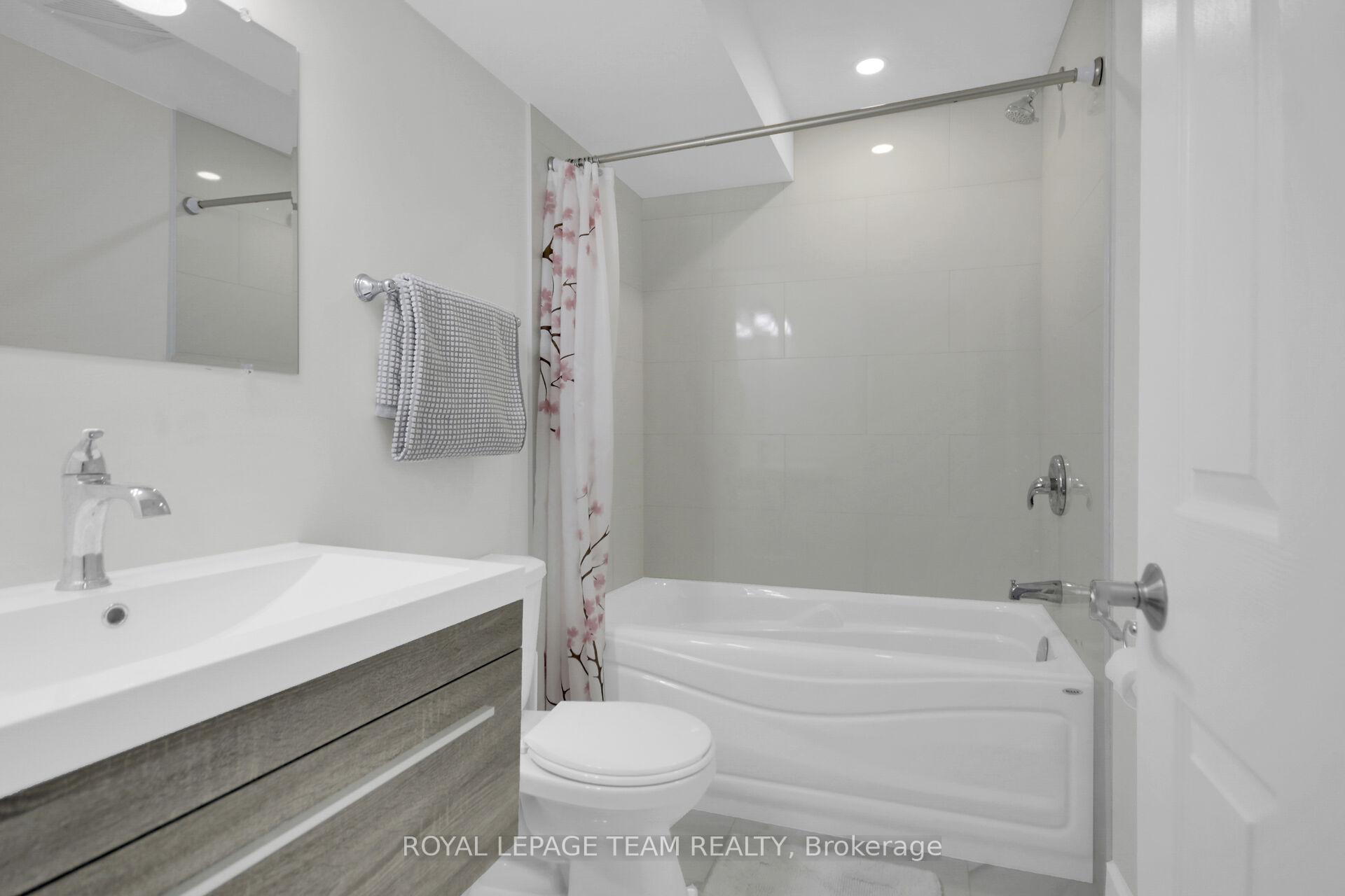 Photo 46 of 737 Coast Circle, Ottawa, Mahogany Community — HOMEH