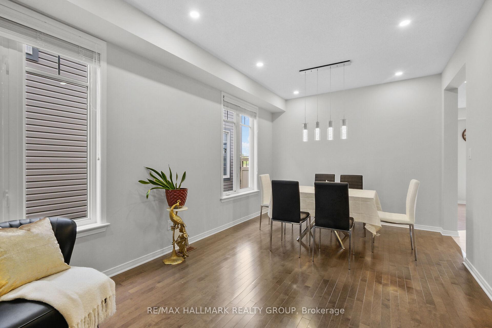 Photo 6 of 74 Tapadero Avenue, Ottawa, Kanata - Emerald Meadows/Trailwest — HOMEH