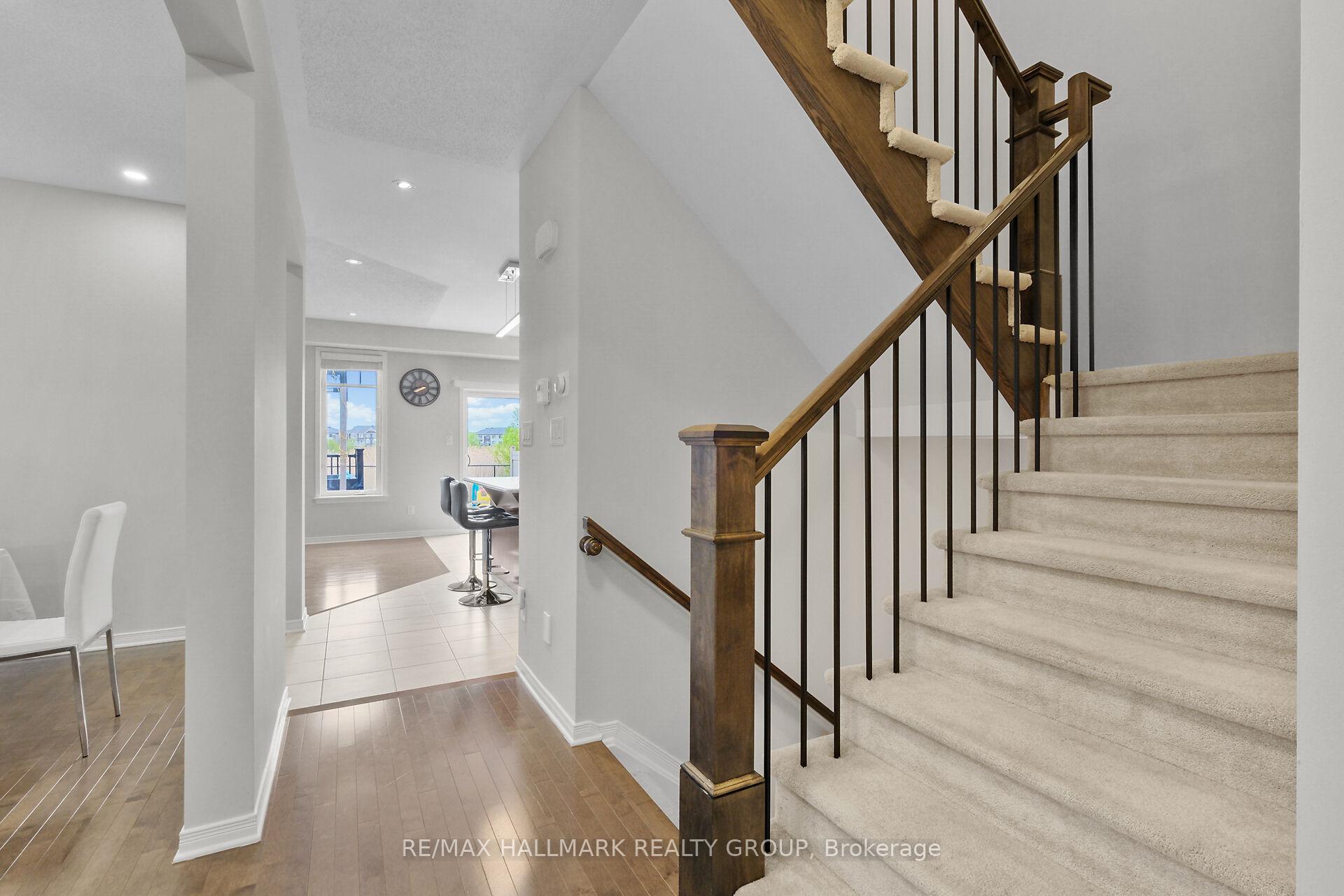 Photo 21 of 74 Tapadero Avenue, Ottawa, Kanata - Emerald Meadows/Trailwest — HOMEH